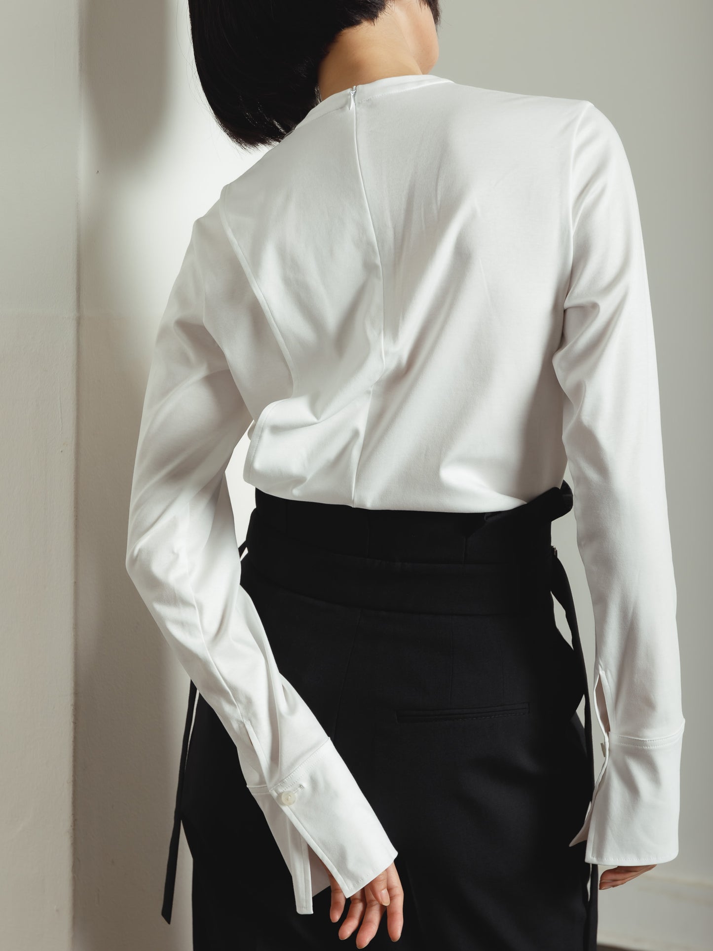 DETAIL LONG T-SHIRT