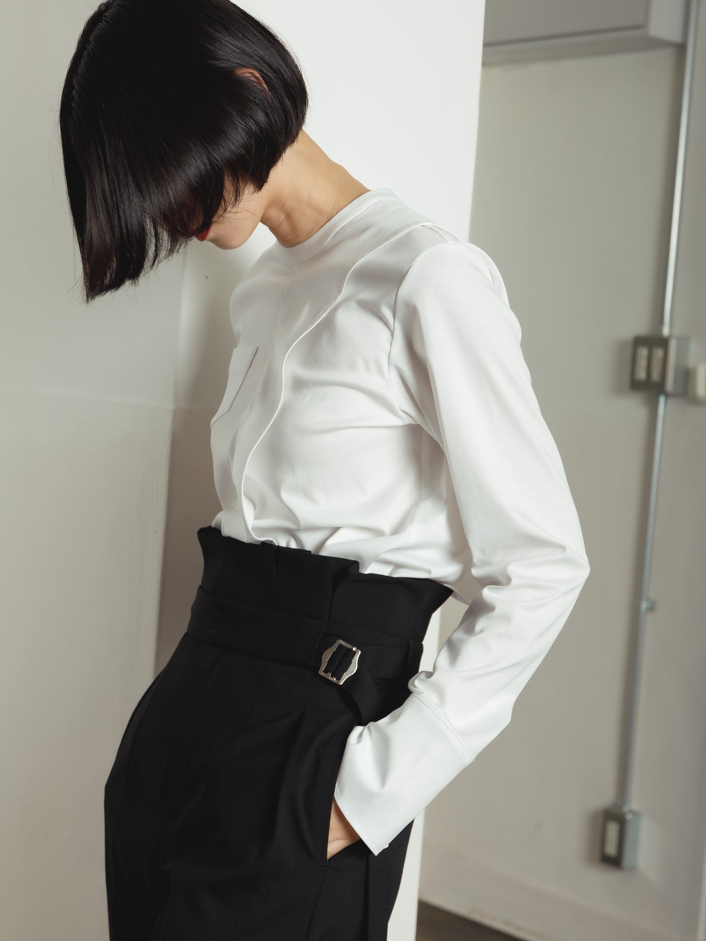 DETAIL LONG T-SHIRT