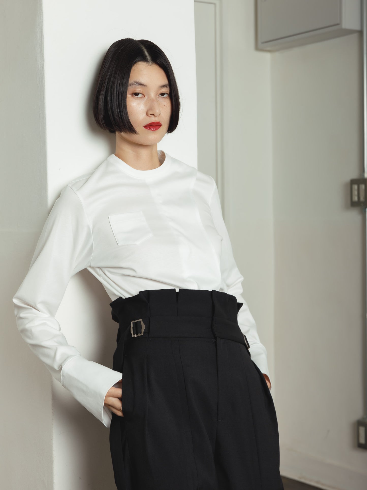 DETAIL LONG T-SHIRT