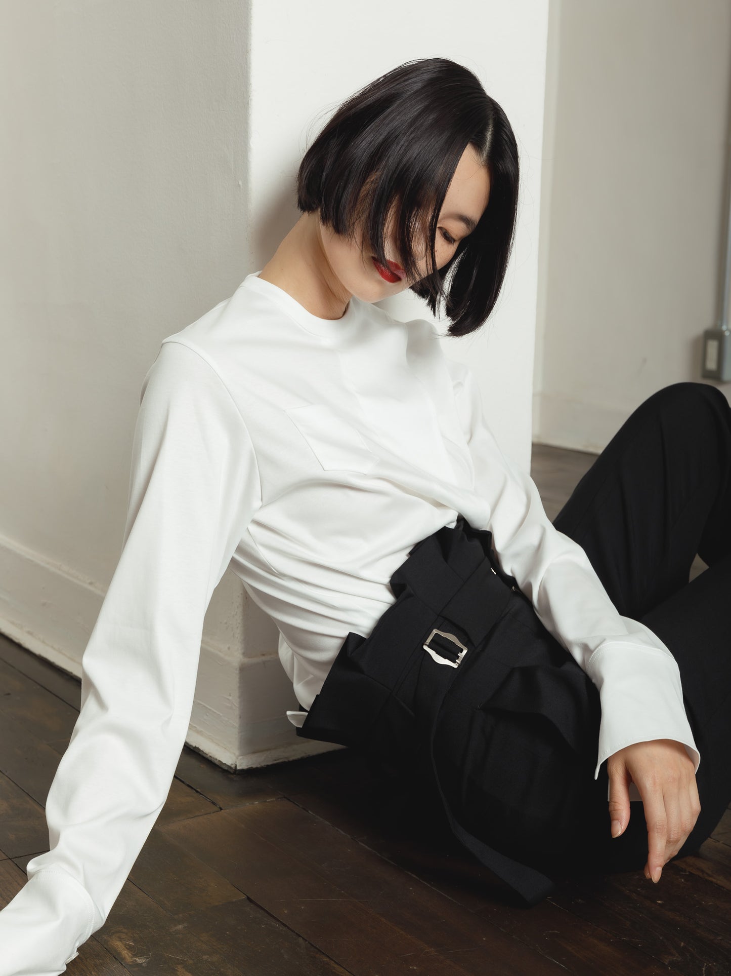 DETAIL LONG T-SHIRT