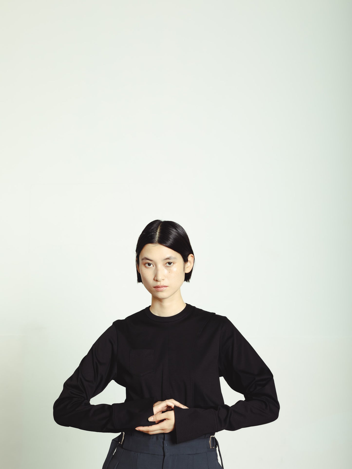 DETAIL LONG T-SHIRT