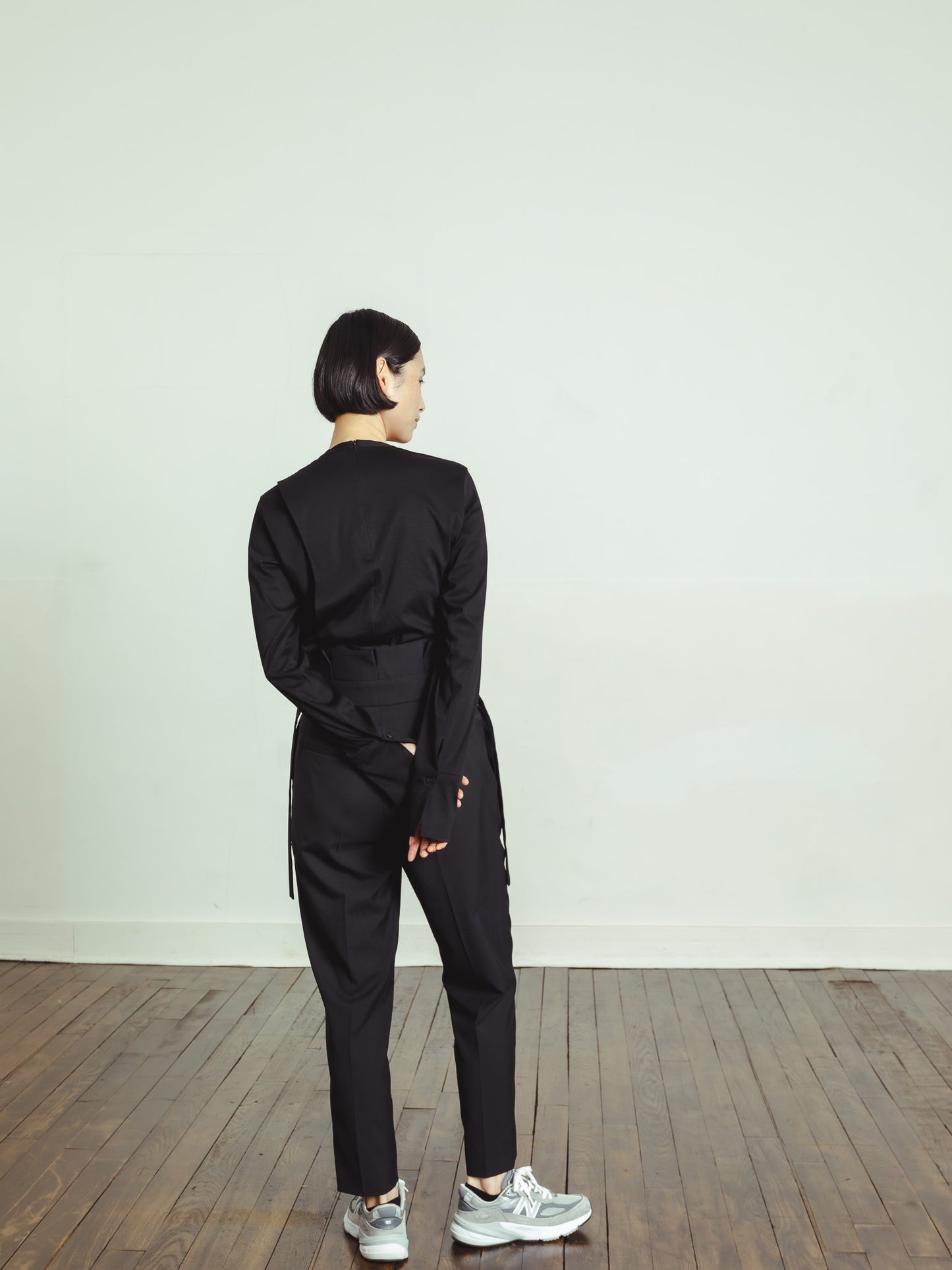 DETAIL LONG T-SHIRT