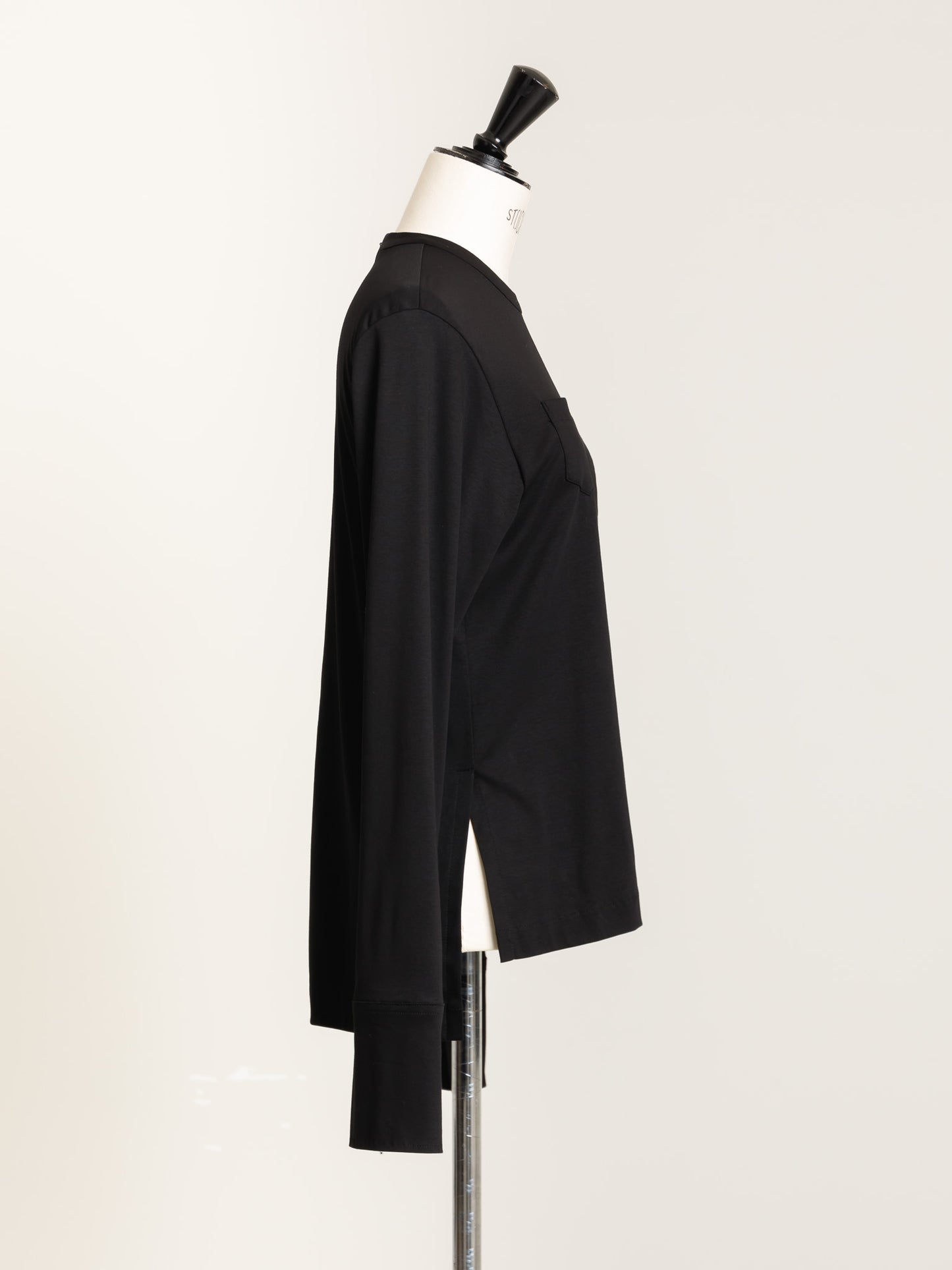 DETAIL LONG T-SHIRT