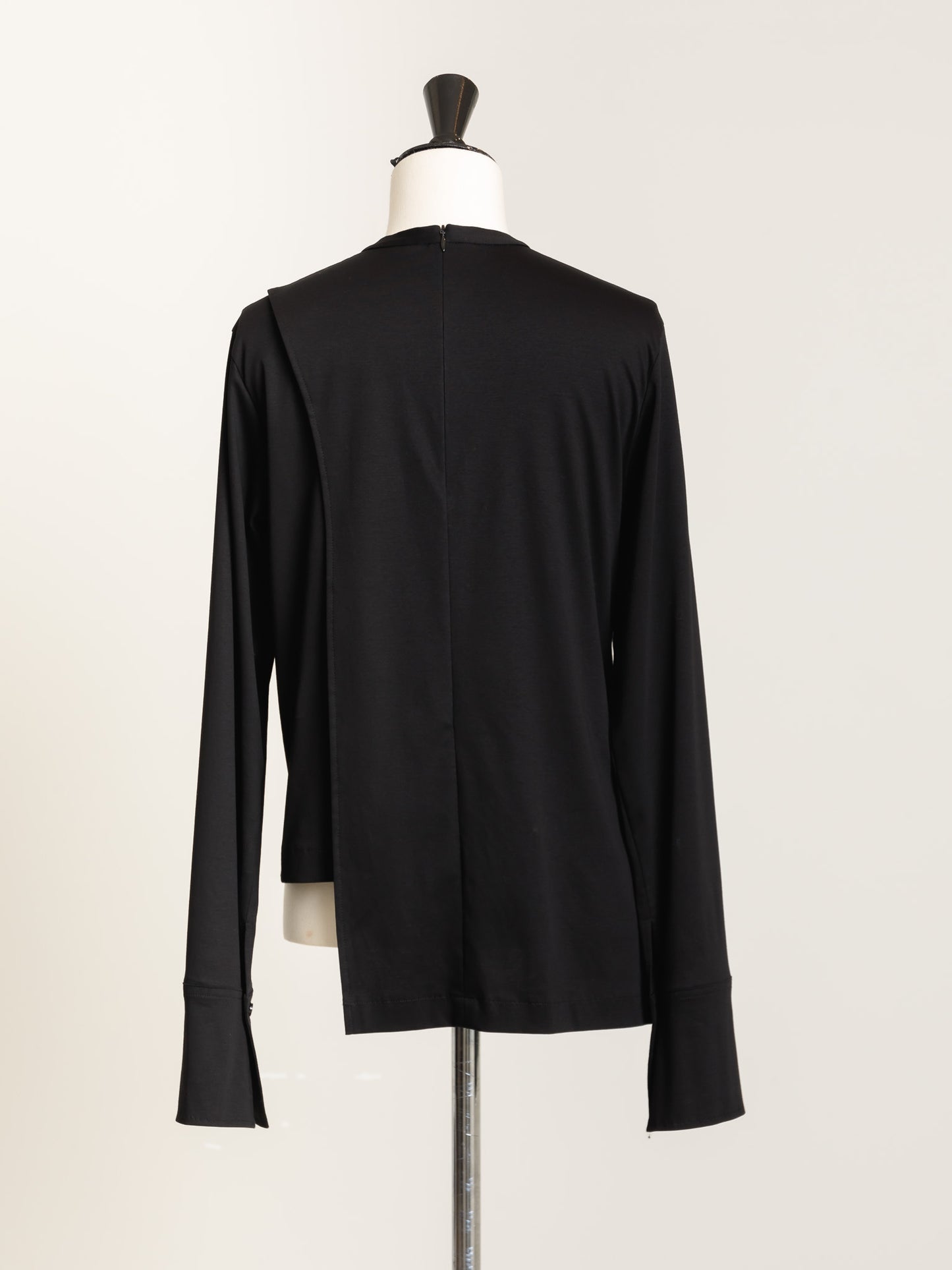 DETAIL LONG T-SHIRT
