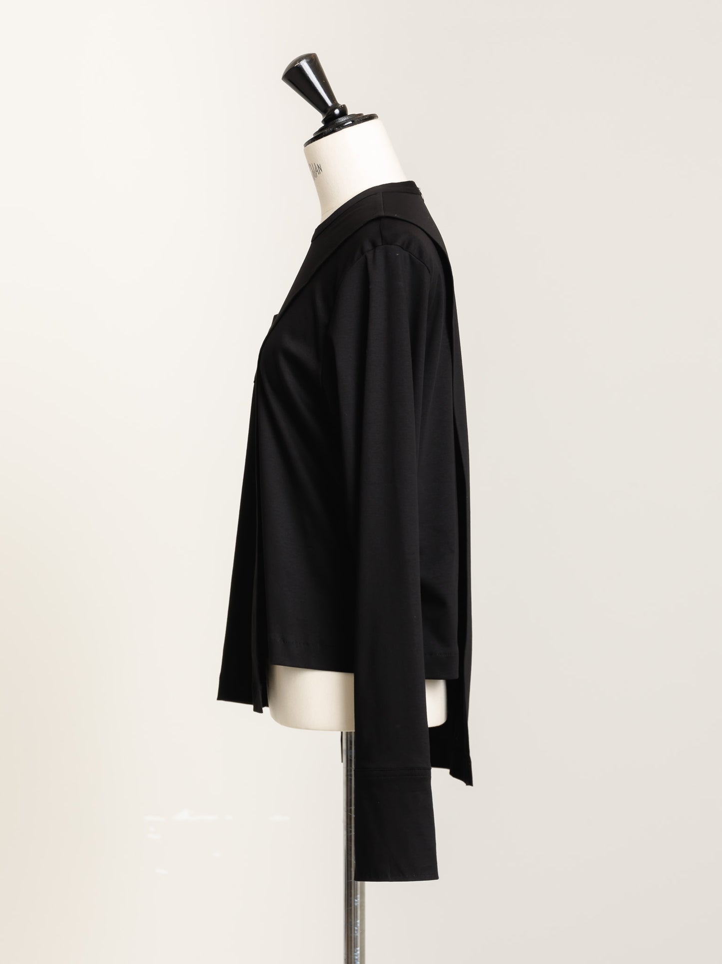 DETAIL LONG T-SHIRT