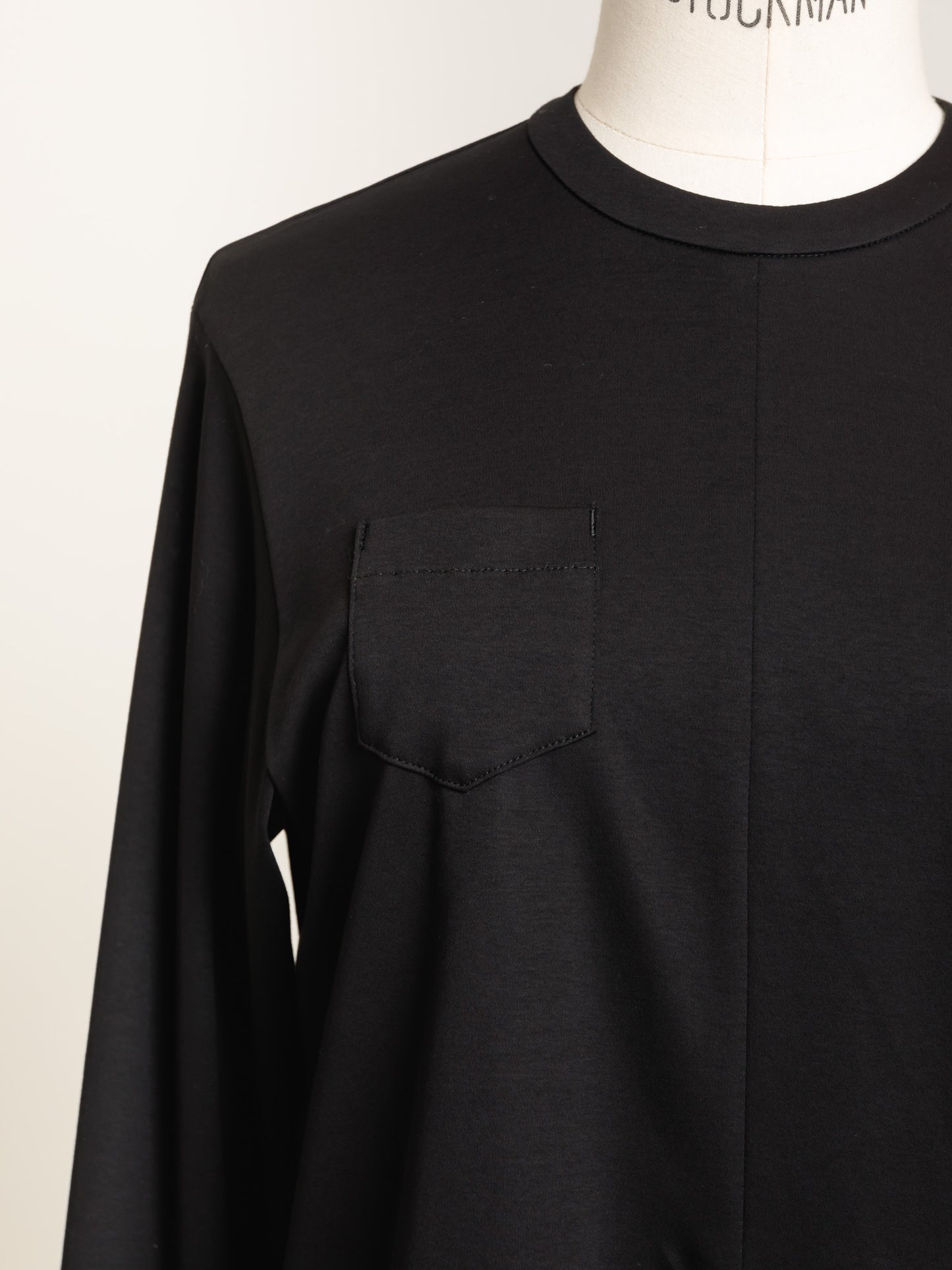 DETAIL LONG T-SHIRT