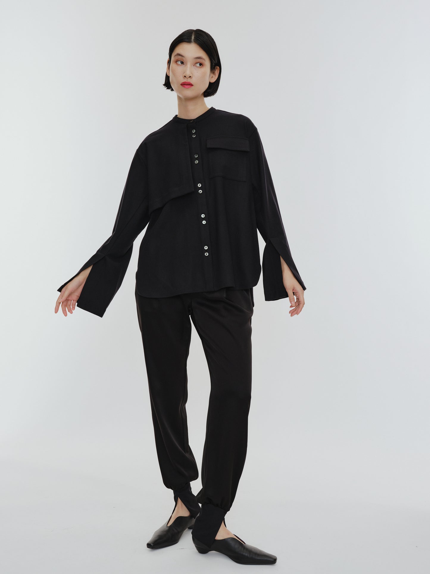 BUTTON SHIRT