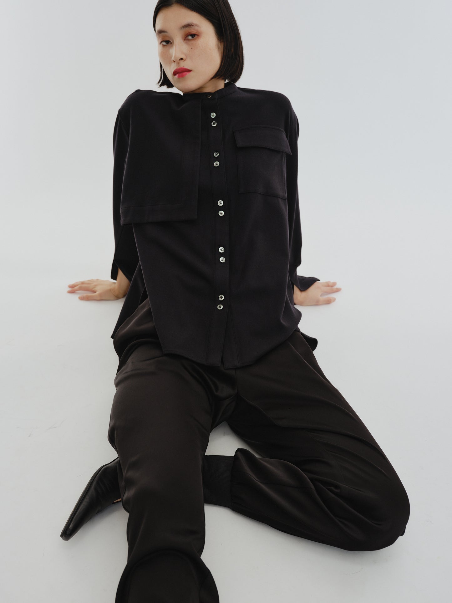 BUTTON SHIRT