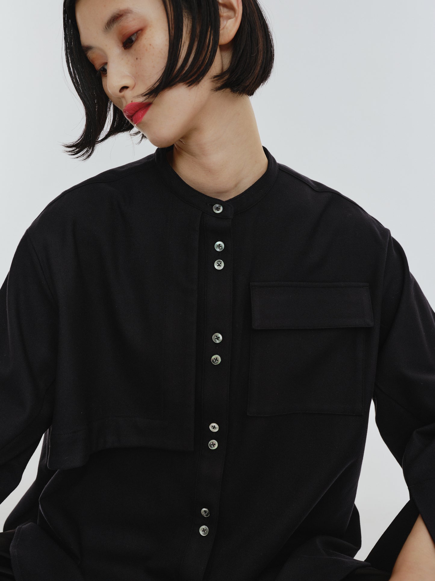 BUTTON SHIRT