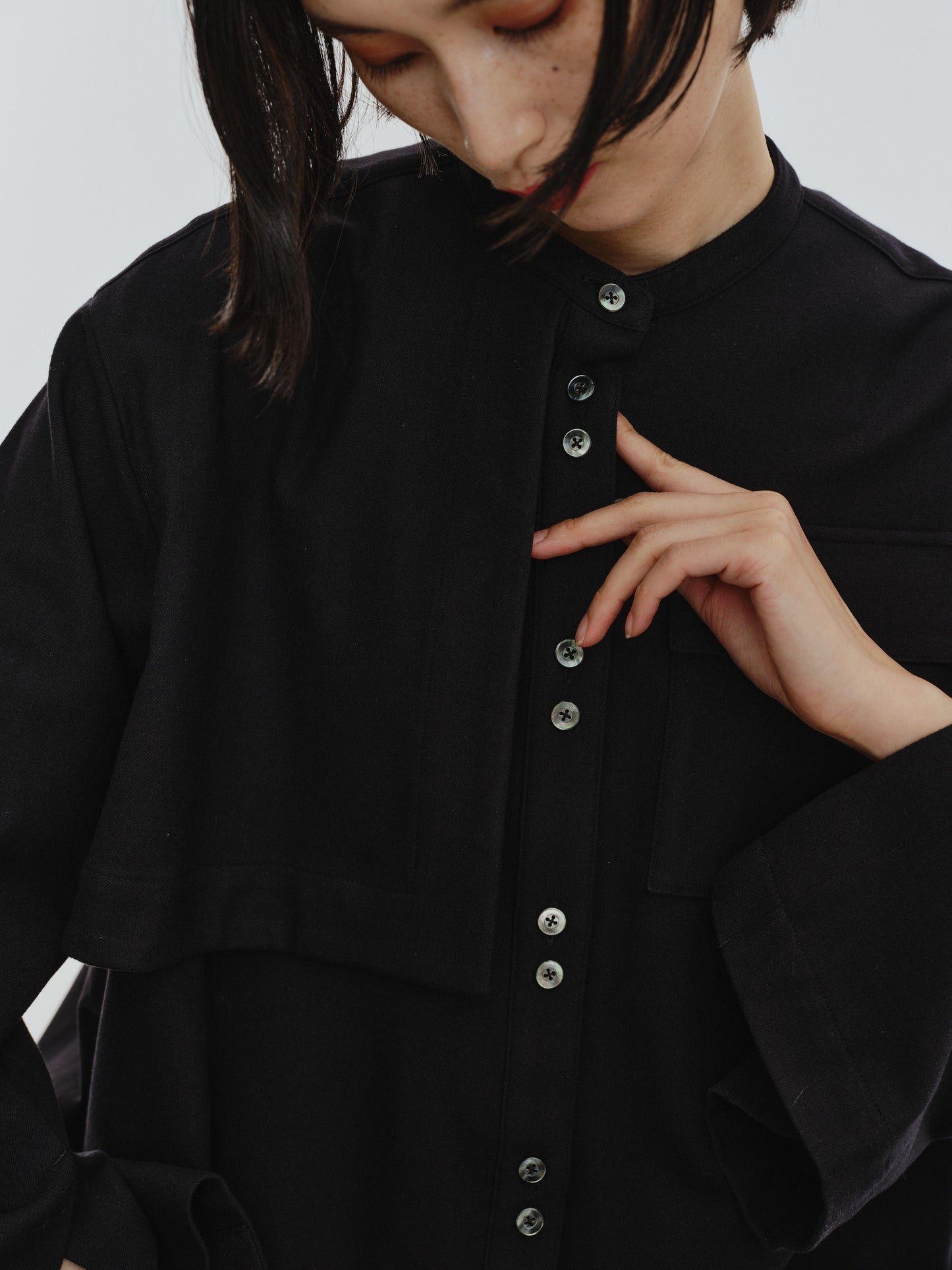 BUTTON SHIRT