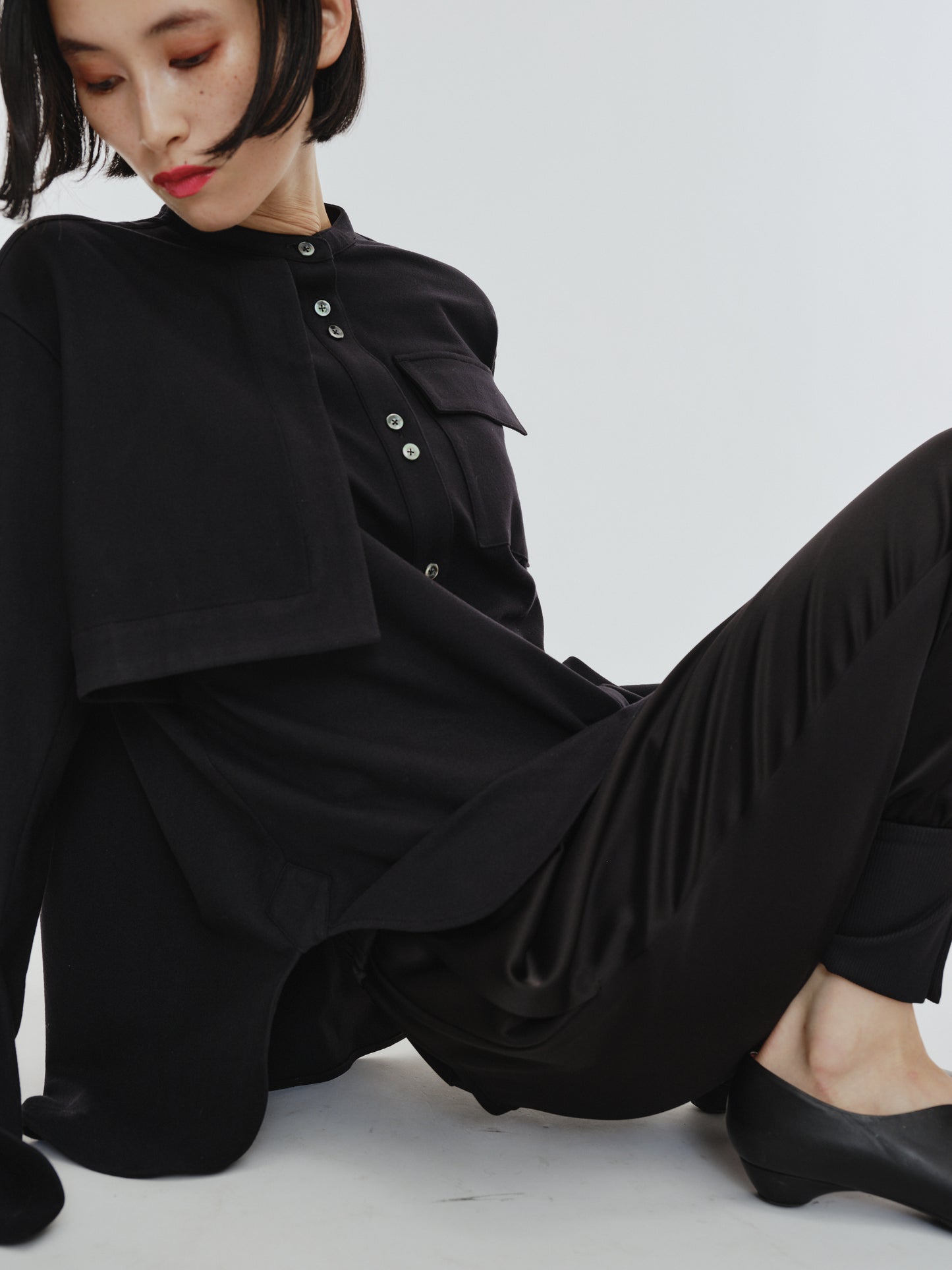 BUTTON SHIRT