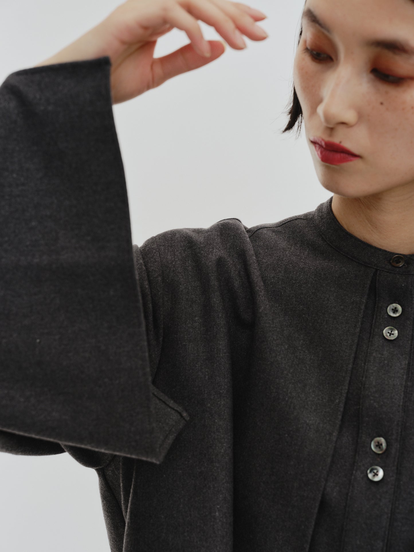 BUTTON SHIRT(GRAY)