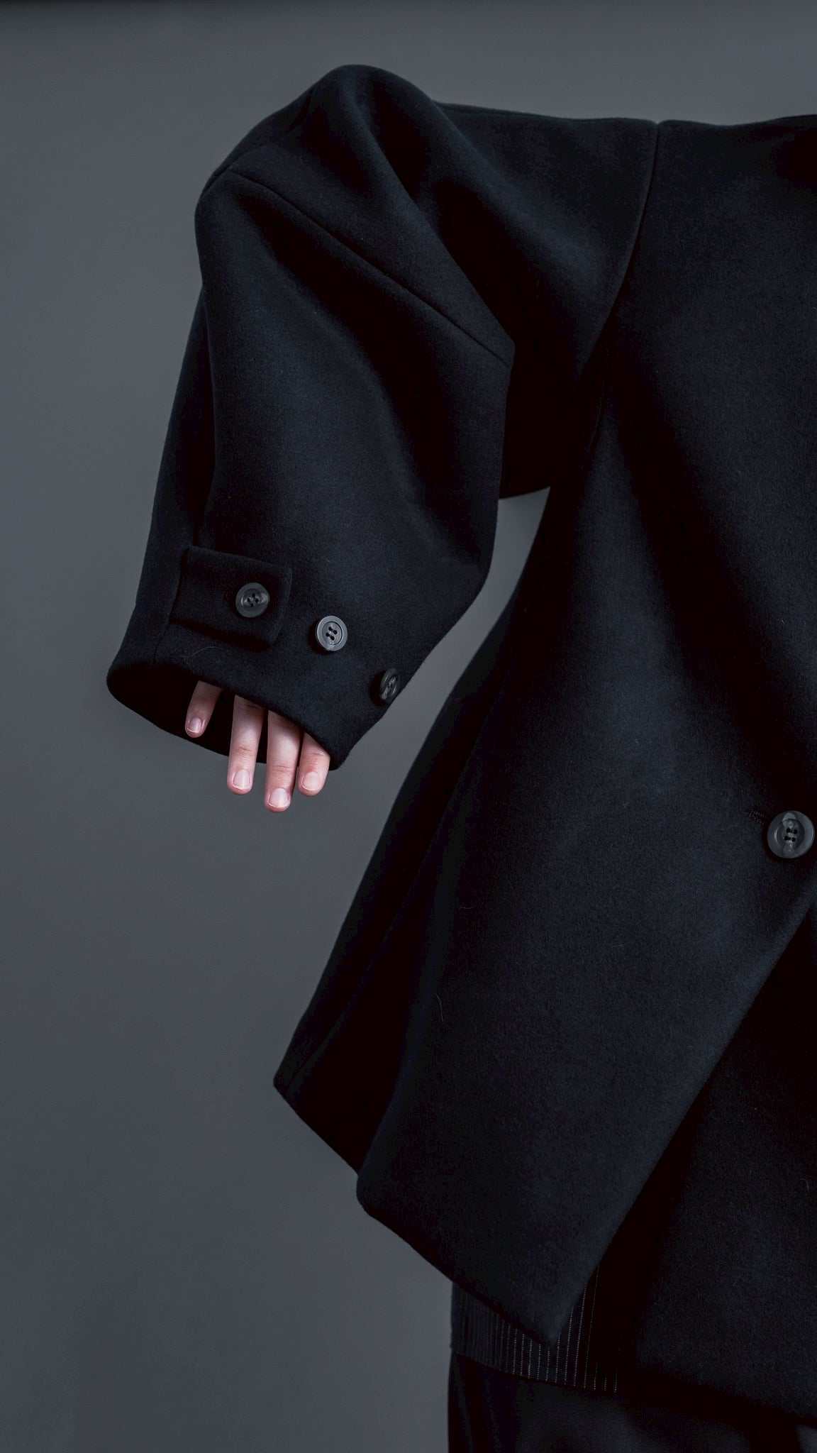 【PRE-ORDER】Balloon Sleeve Coat(BLACK)