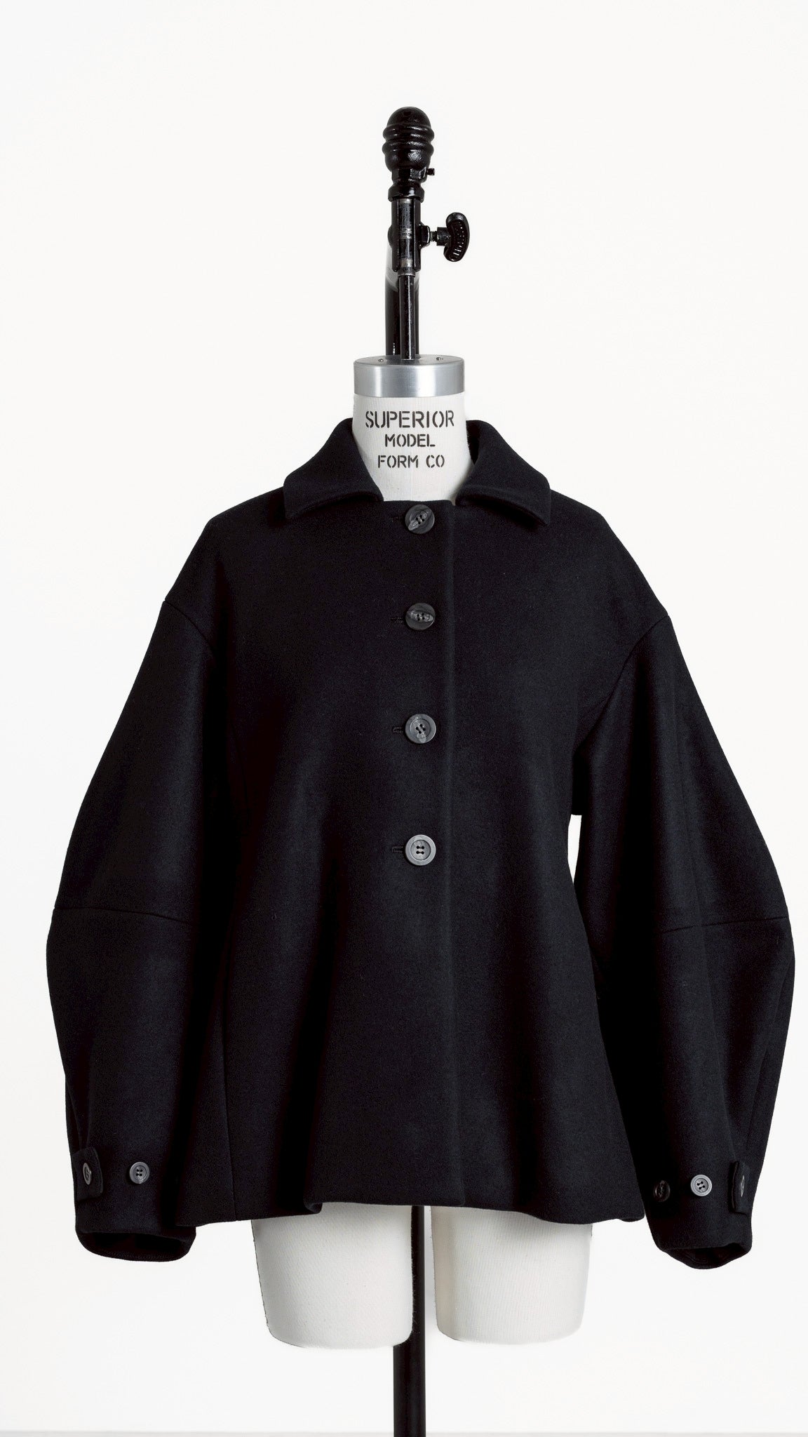 【PRE-ORDER】Balloon Sleeve Coat(BLACK)