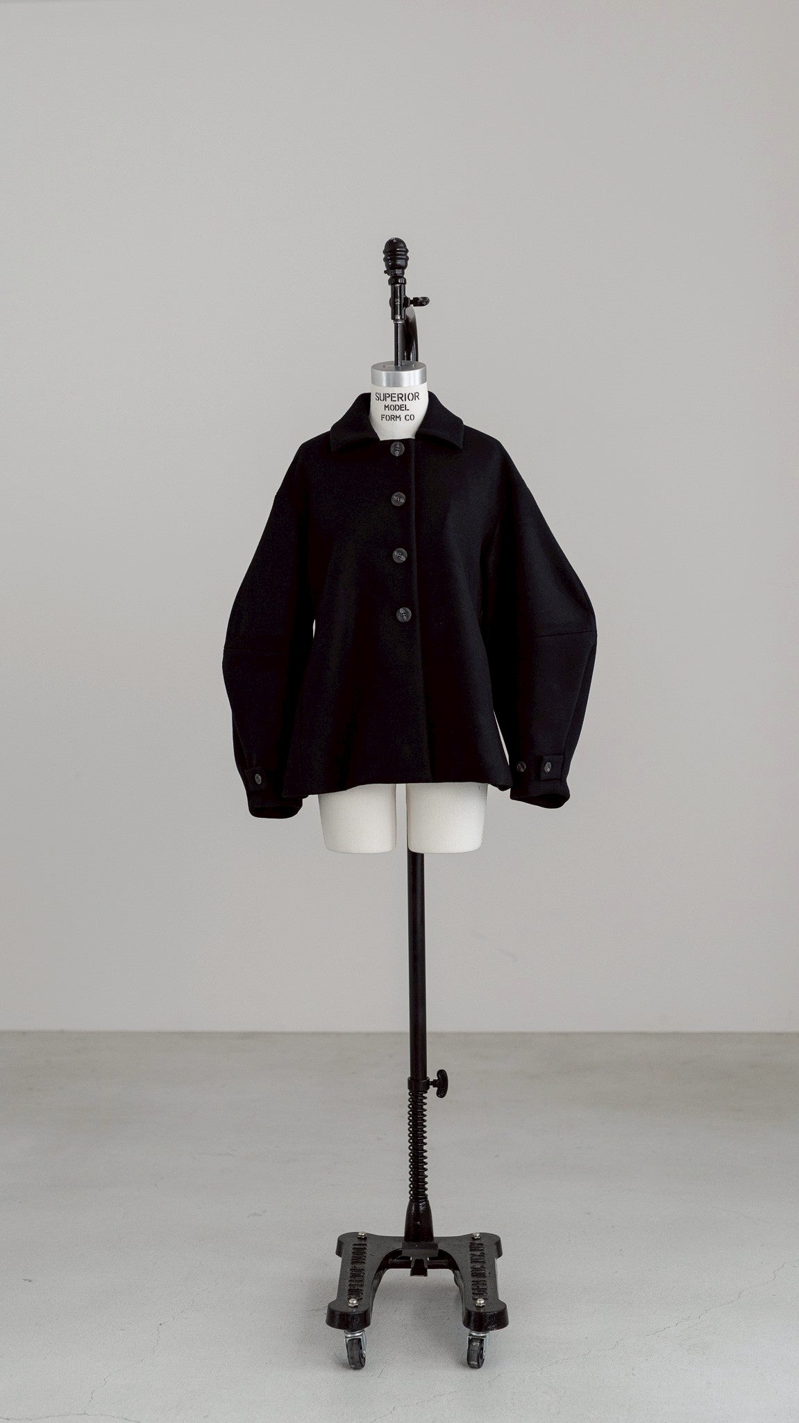 【PRE-ORDER】Balloon Sleeve Coat(BLACK)