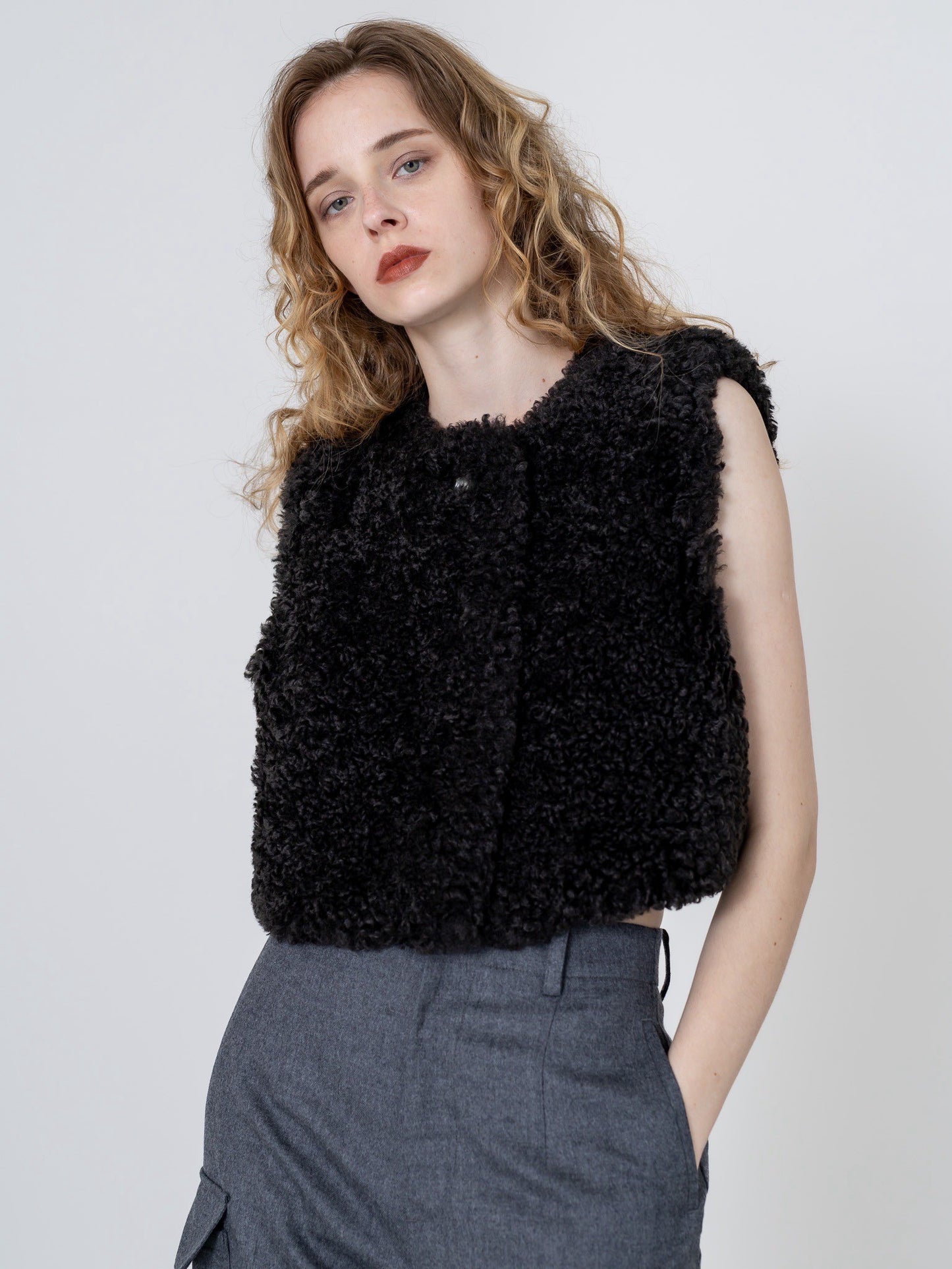 【PRE-ORDER】Boa Vest(2color)