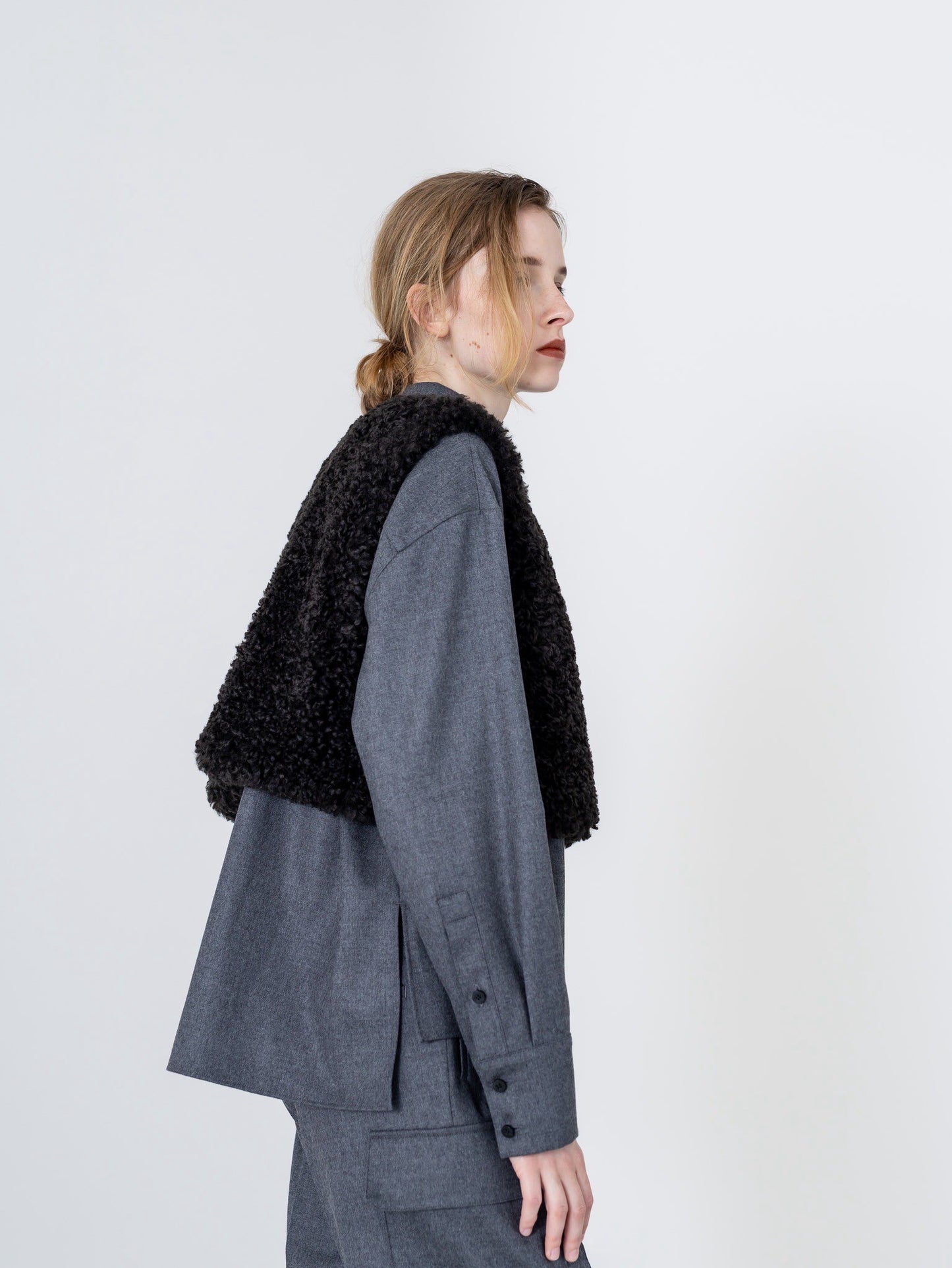 【PRE-ORDER】Boa Vest(2color)