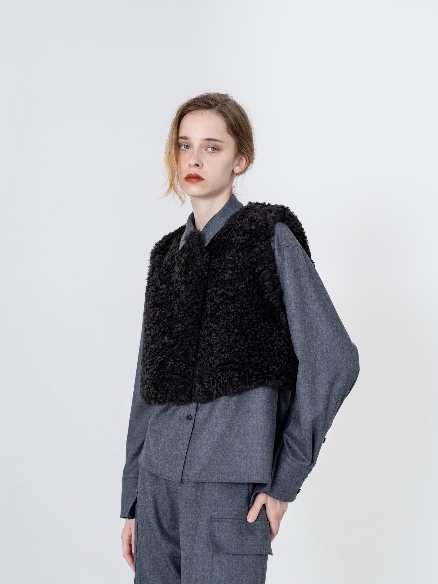 【PRE-ORDER】Boa Vest(2color)