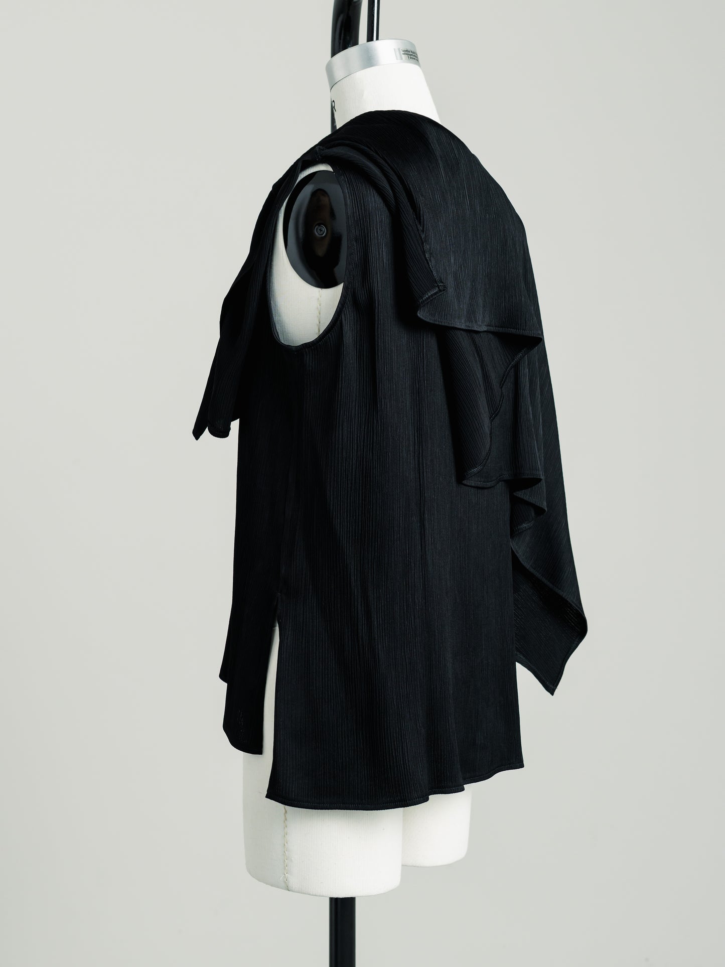 【PRE ORDER】Satin Crepe Cape