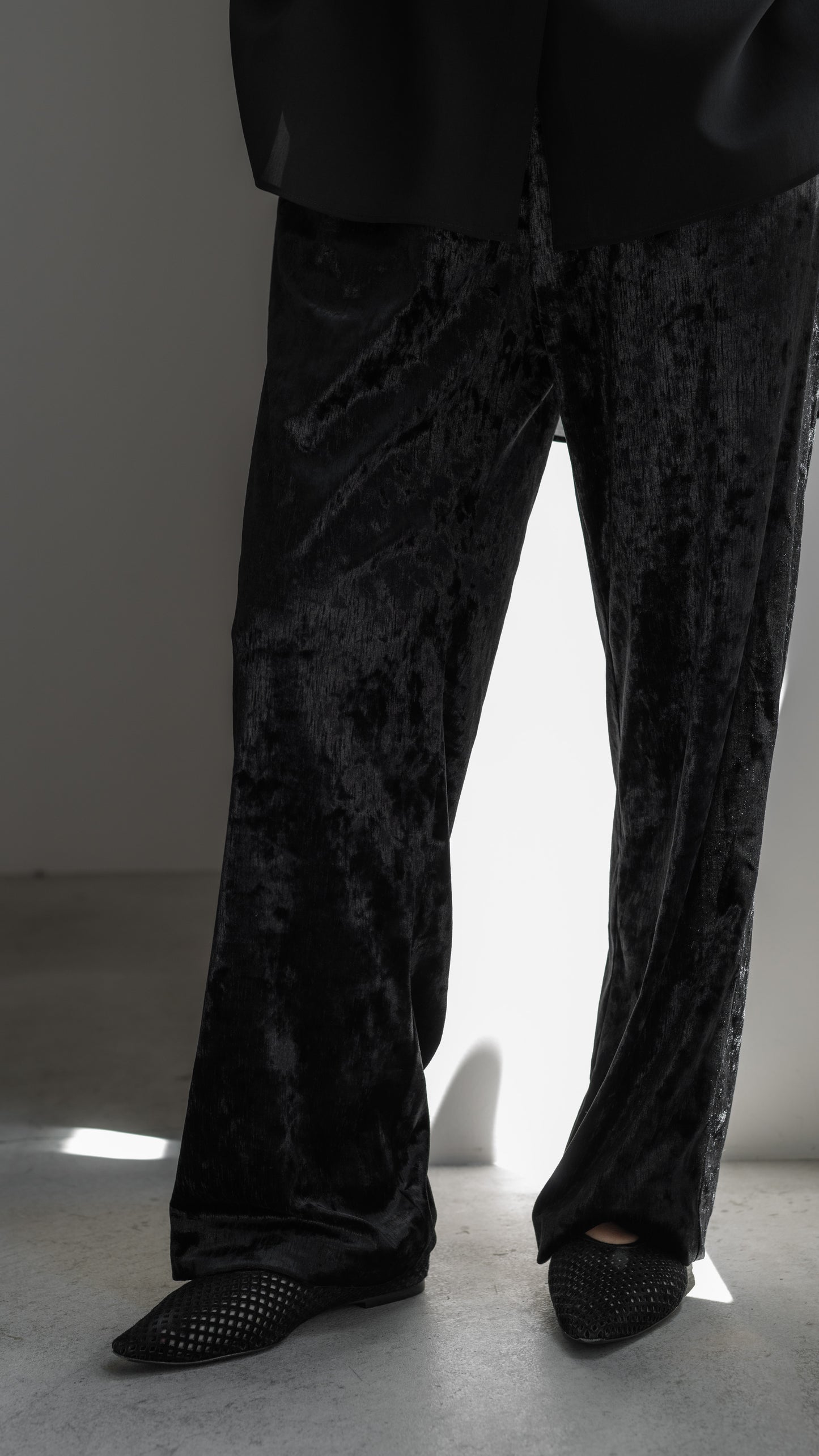 【PRE ORDER】Velour Straight Pants