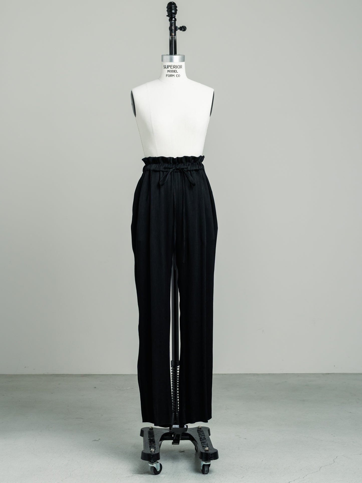 【PRE ORDER】Satin Crepe Pants
