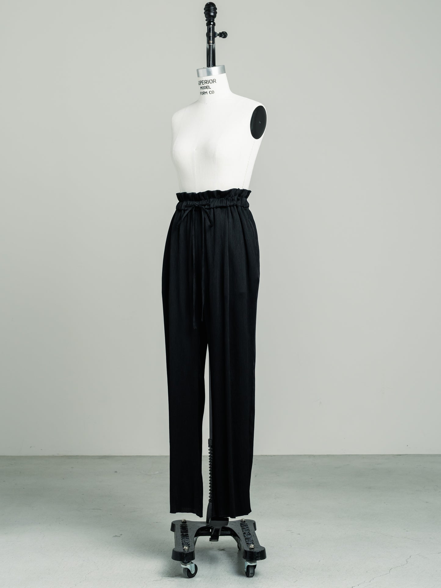 【PRE ORDER】Satin Crepe Pants