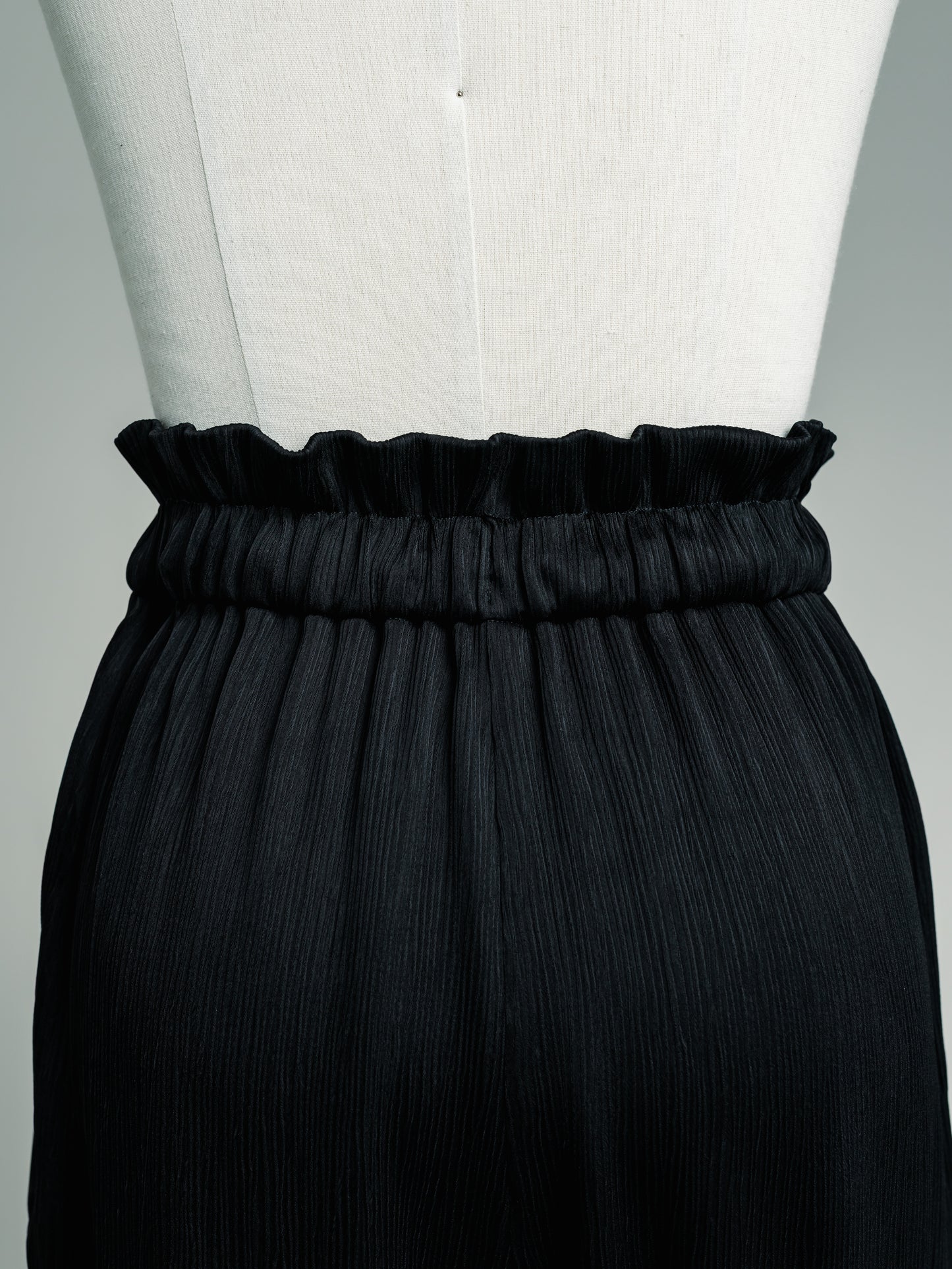 【PRE ORDER】Satin Crepe Pants