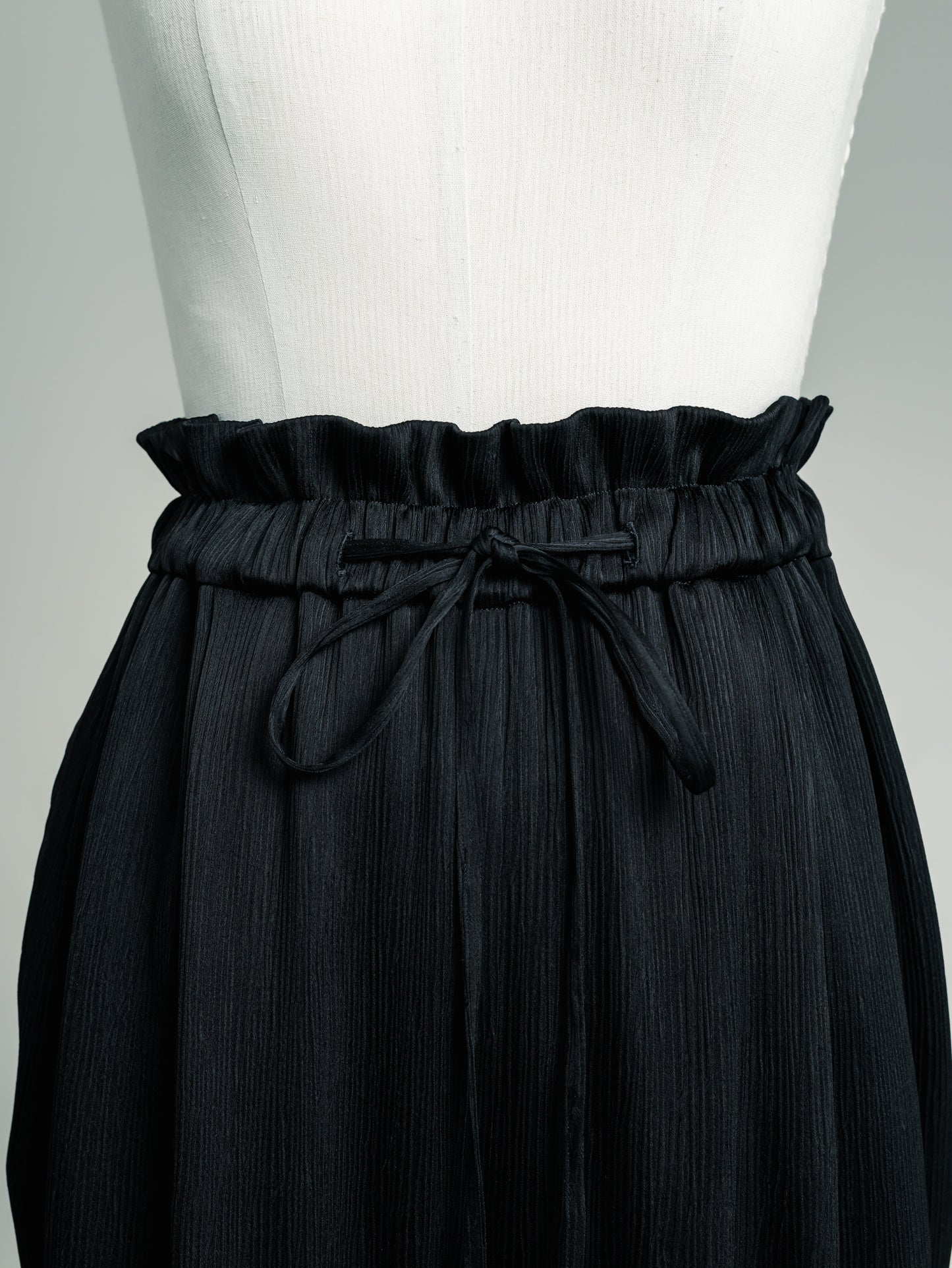 【PRE ORDER】Satin Crepe Pants