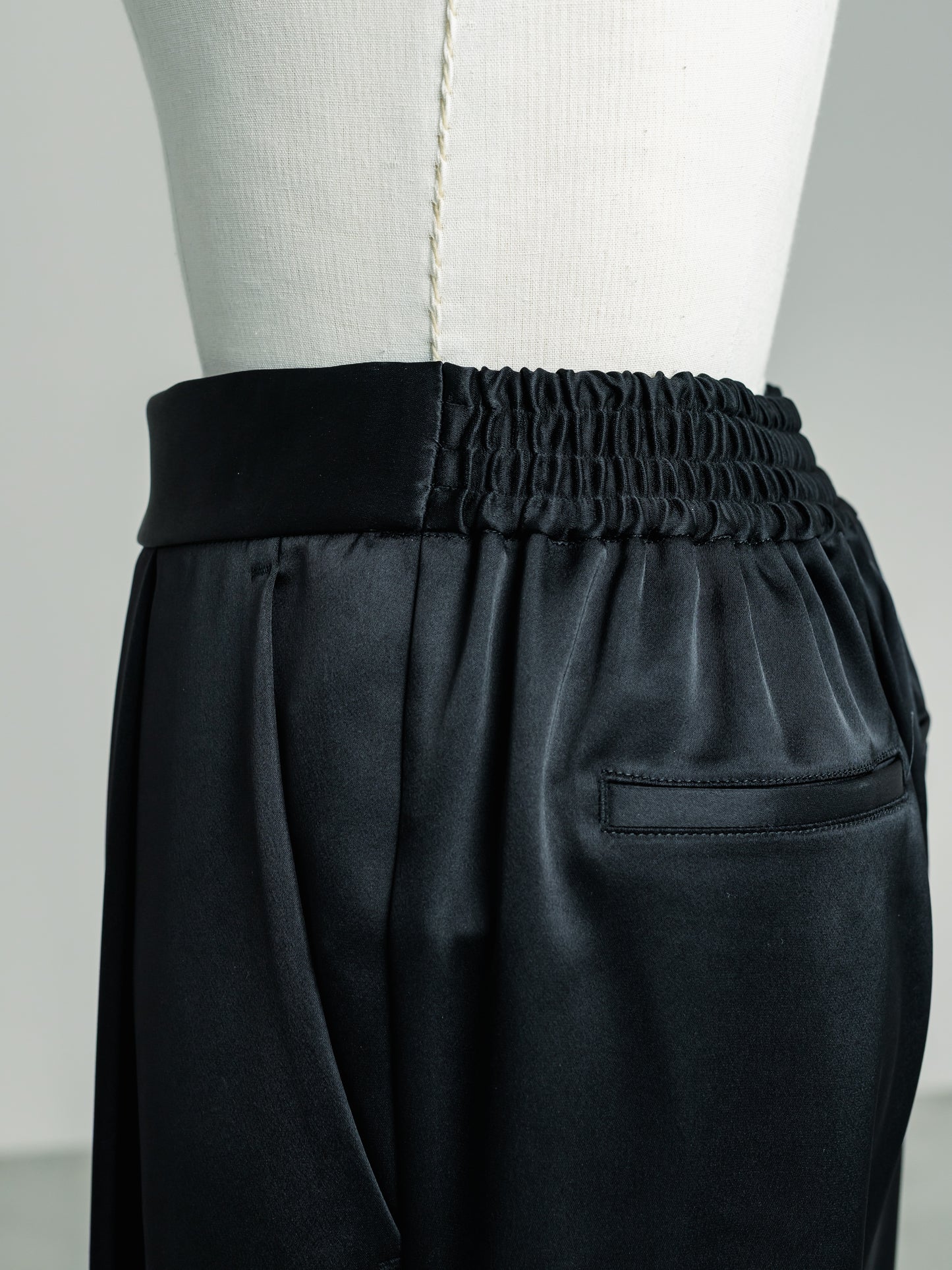 Accent Sleeve Knit (4 colors)
