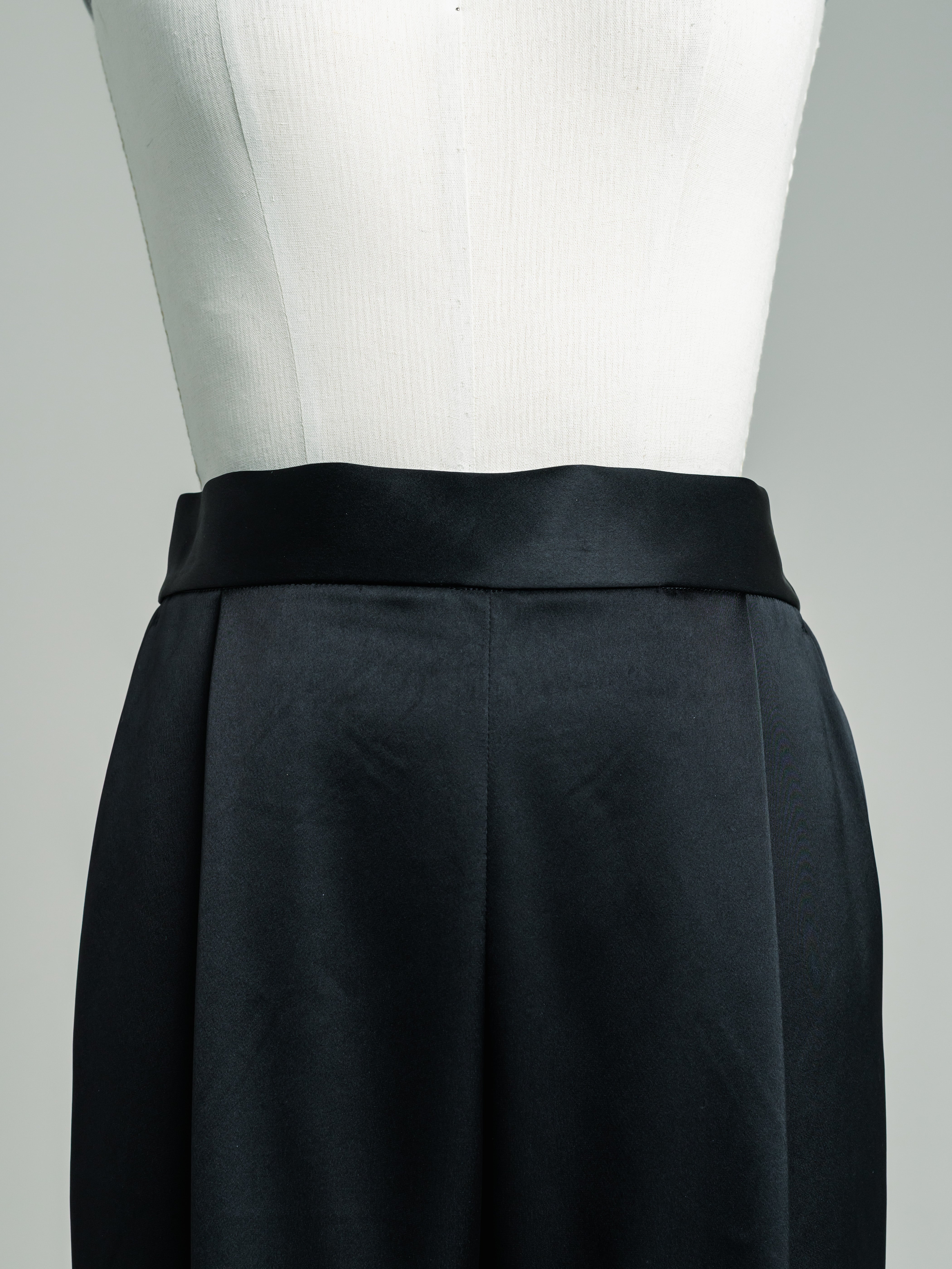 iore イオレ　ベルパンツ PRE ORDER】BELLE PANTS – IORE
