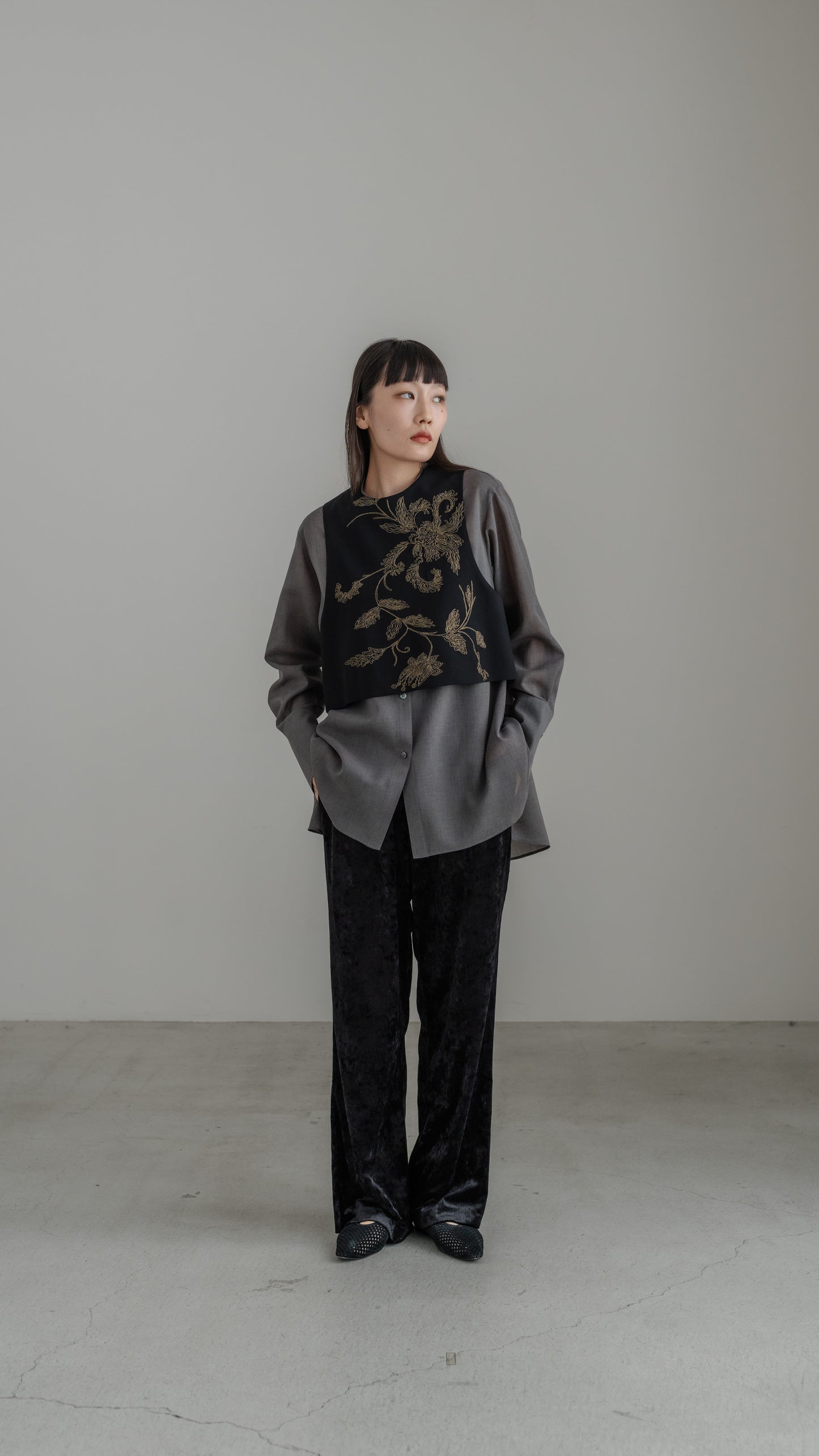 【PRE ORDER】Velour Straight Pants