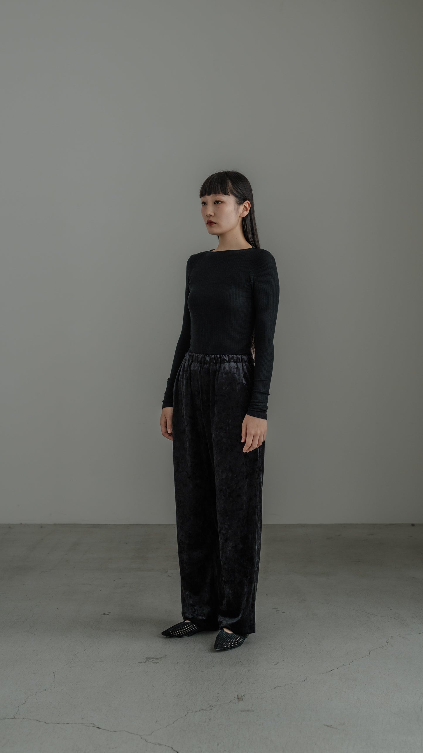 【PRE ORDER】Velour Straight Pants