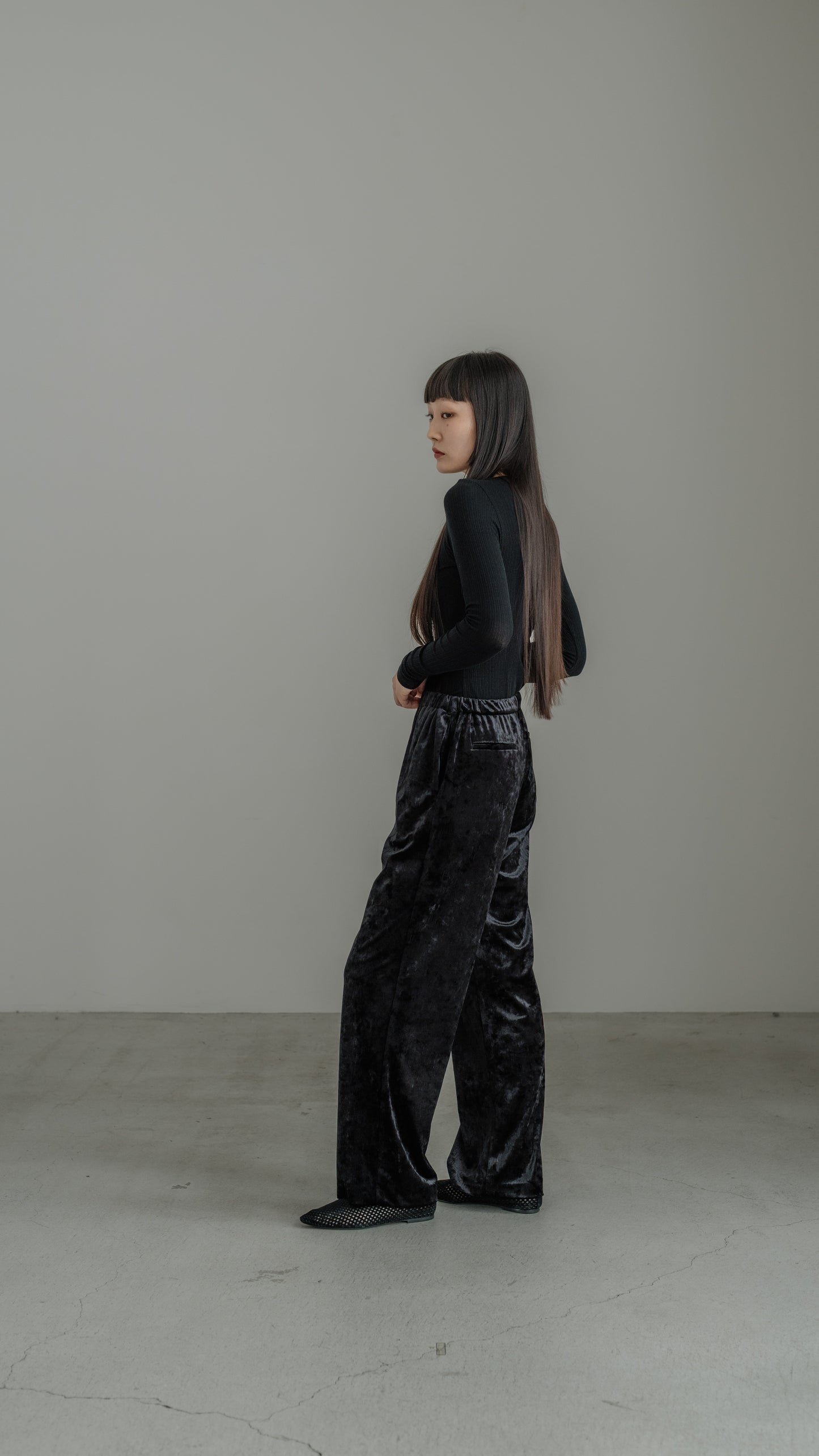 【PRE ORDER】Velour Straight Pants