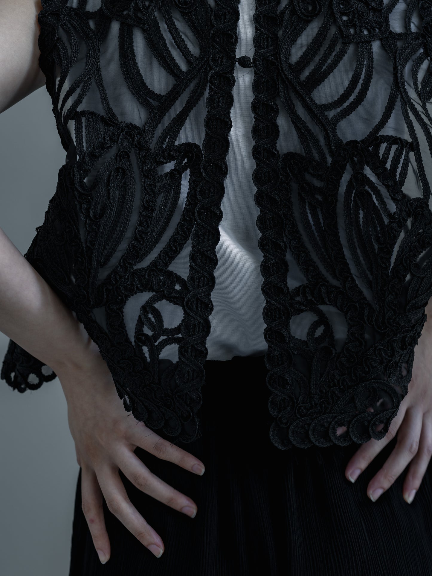 【PRE ORDER】Embroidery Vest