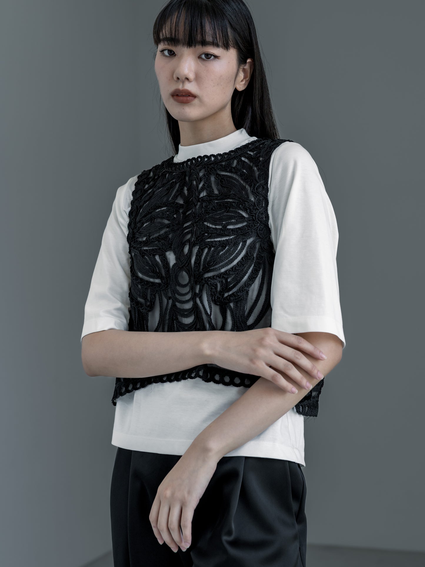 【PRE ORDER】Embroidery Vest