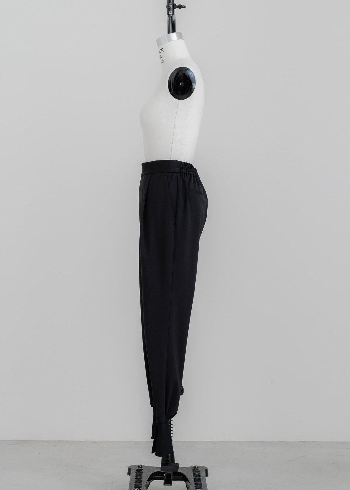 【PRE ORDER】Airy Form Belle Pants(black)