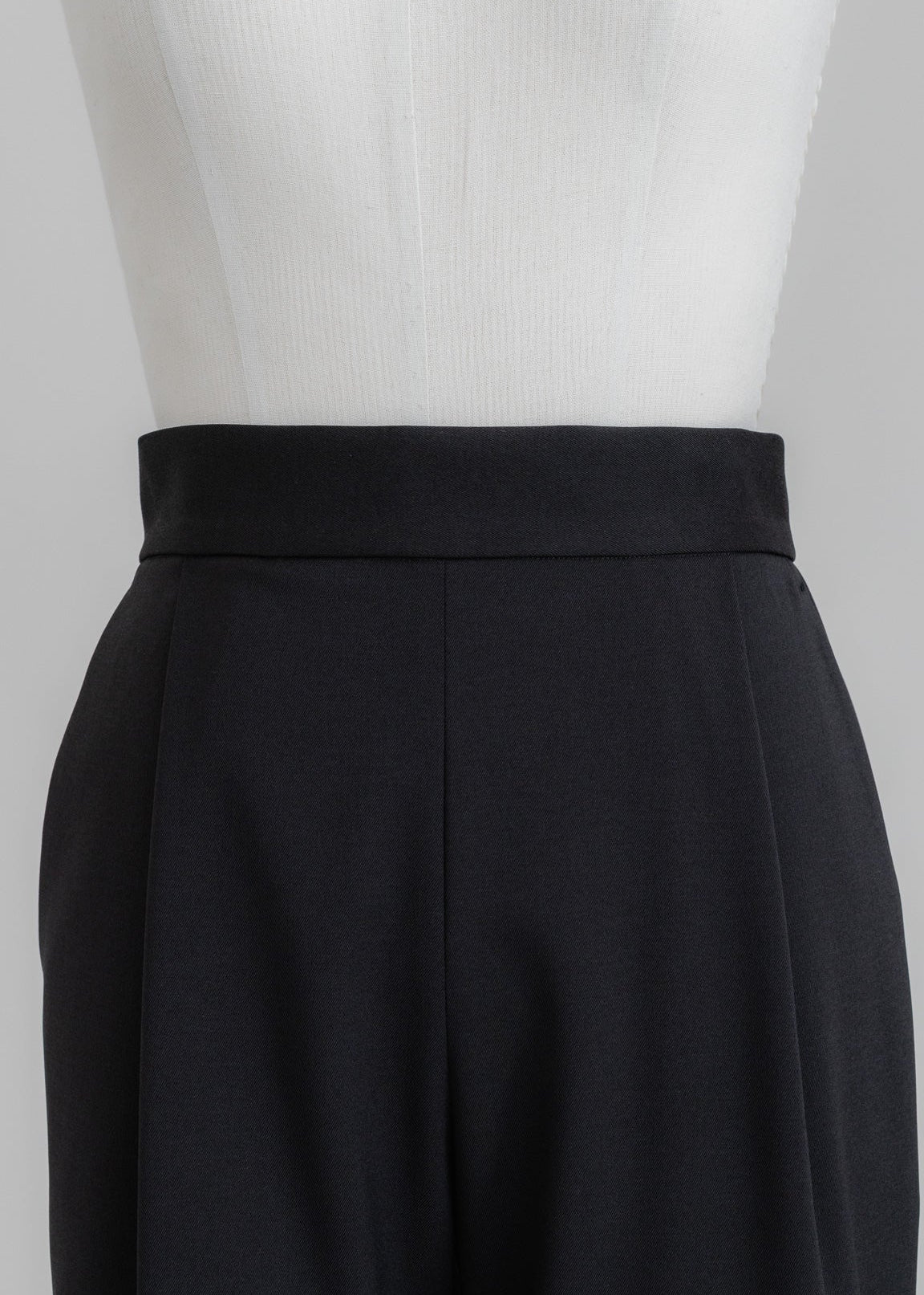 【PRE ORDER】Airy Form Belle Pants(black)