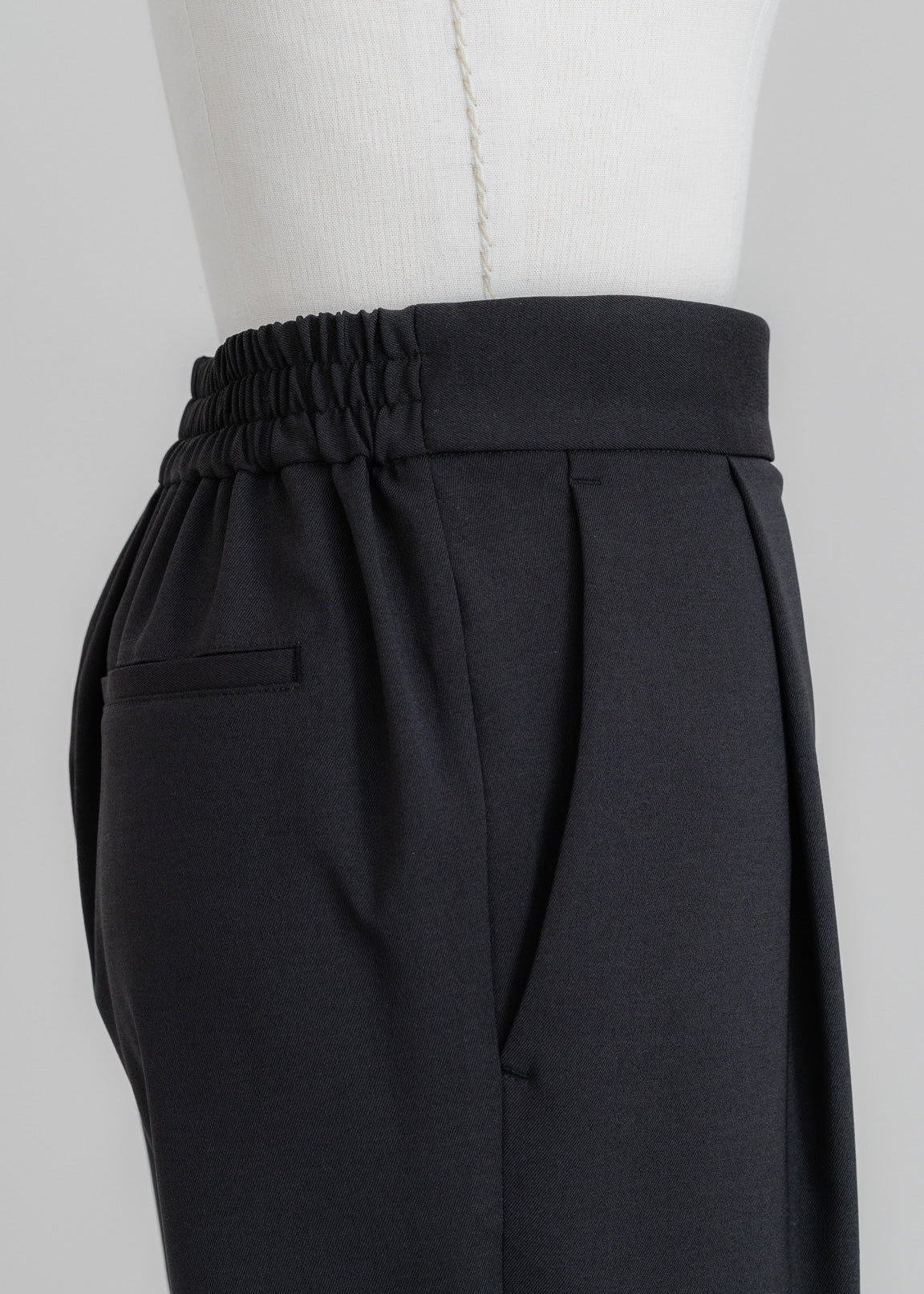 【PRE ORDER】Airy Form Belle Pants(black)
