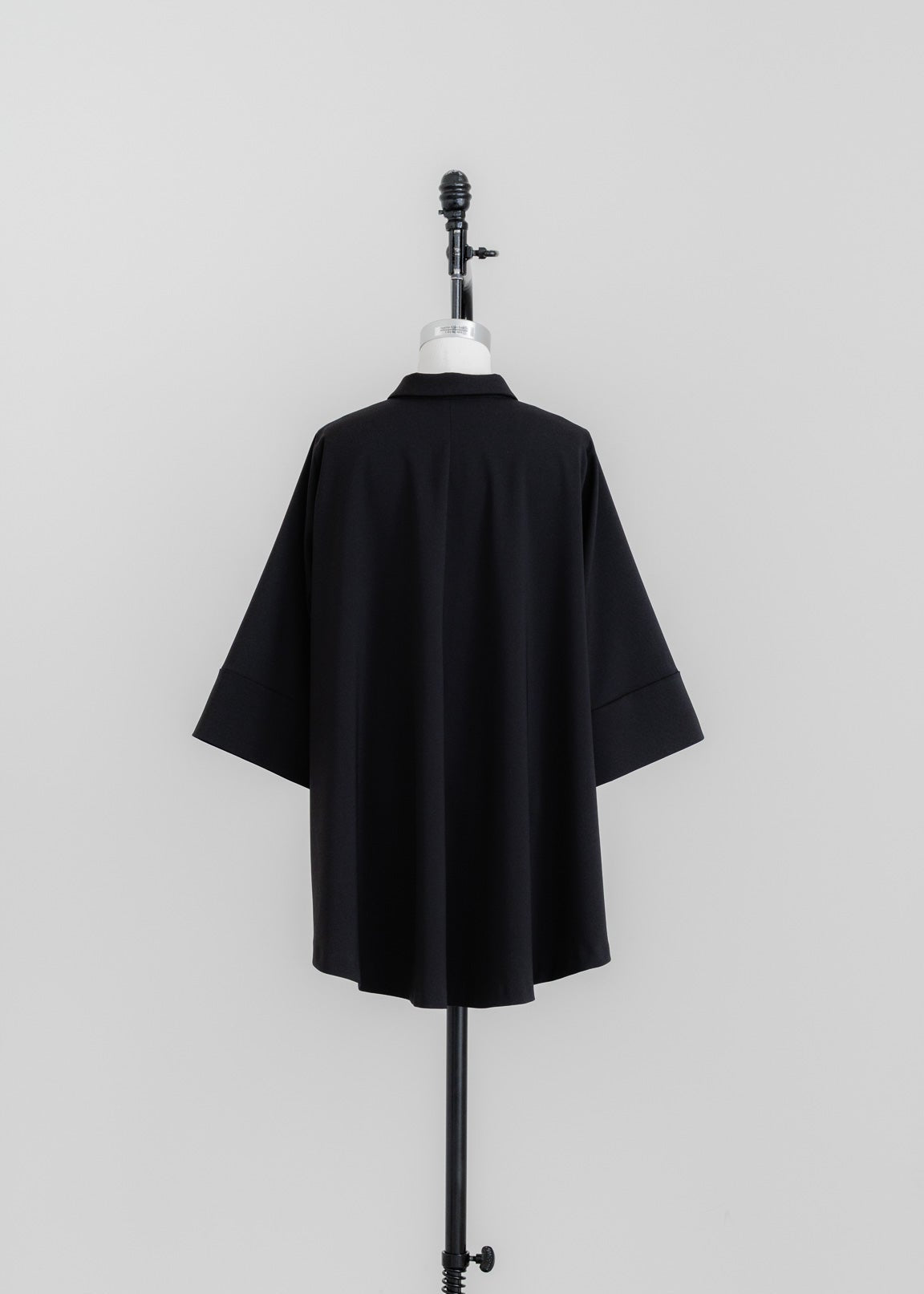 【PRE ORDER】Airy Form Shirt(black)