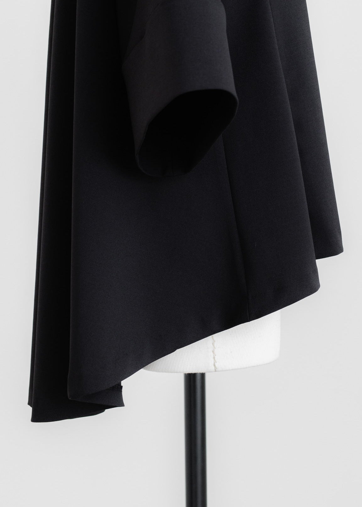 【PRE ORDER】Airy Form Shirt(black)