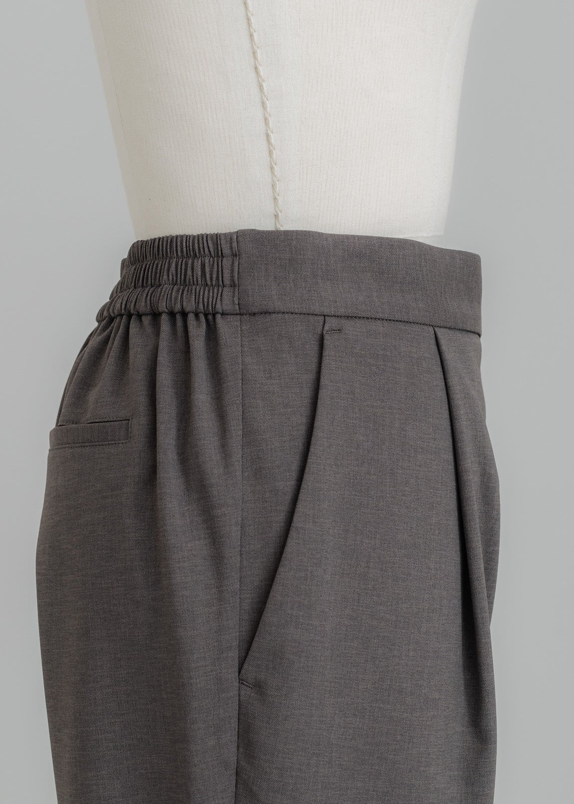 【PRE ORDER】Airy Form Belle Pants(warm gray)