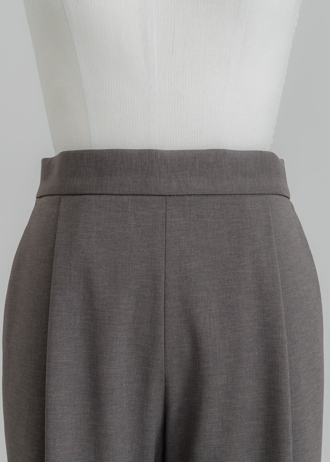 【PRE ORDER】Airy Form Belle Pants(warm gray)