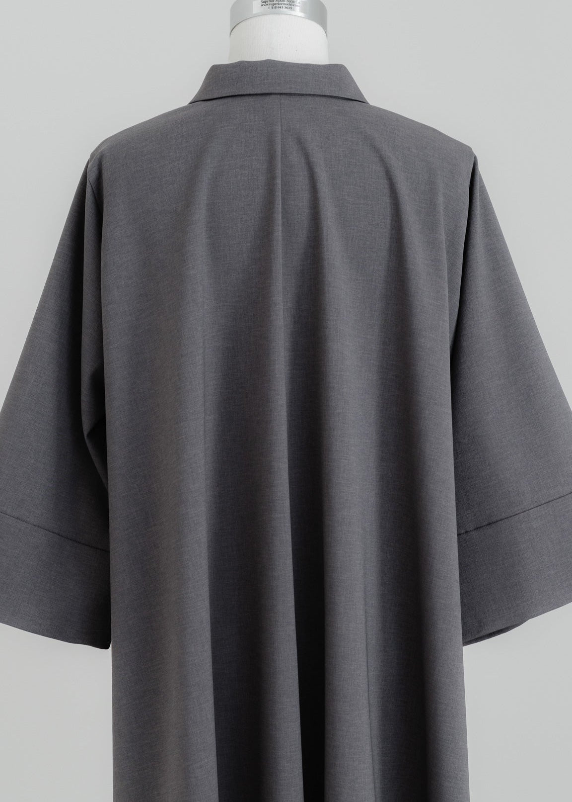 【PRE ORDER】Airy Form Shirt(warm gray)