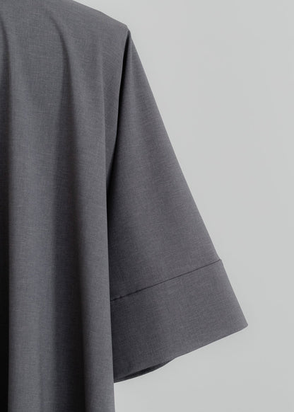【PRE ORDER】Airy Form Shirt(warm gray)