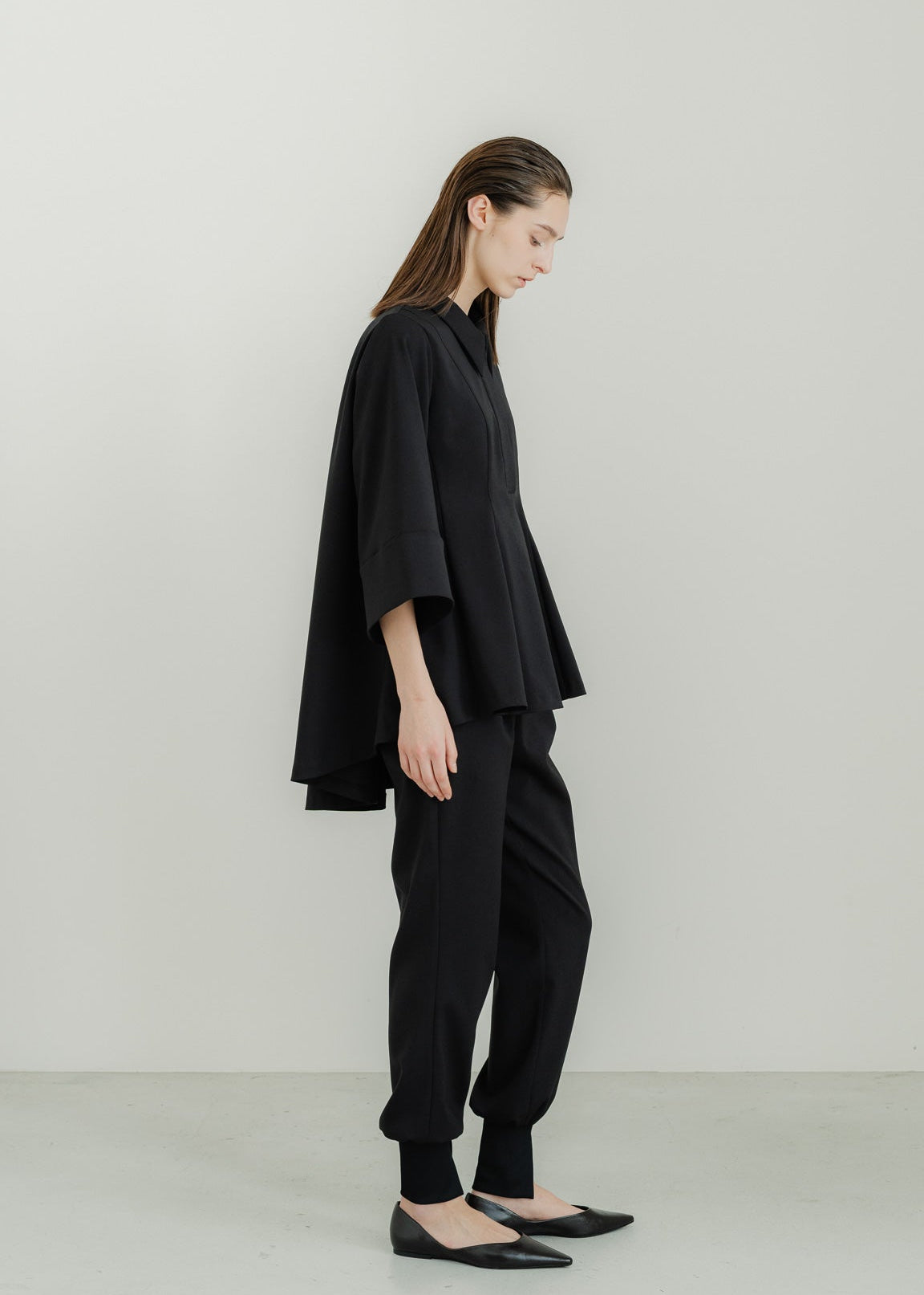 【PRE ORDER】Airy Form Belle Pants(black)