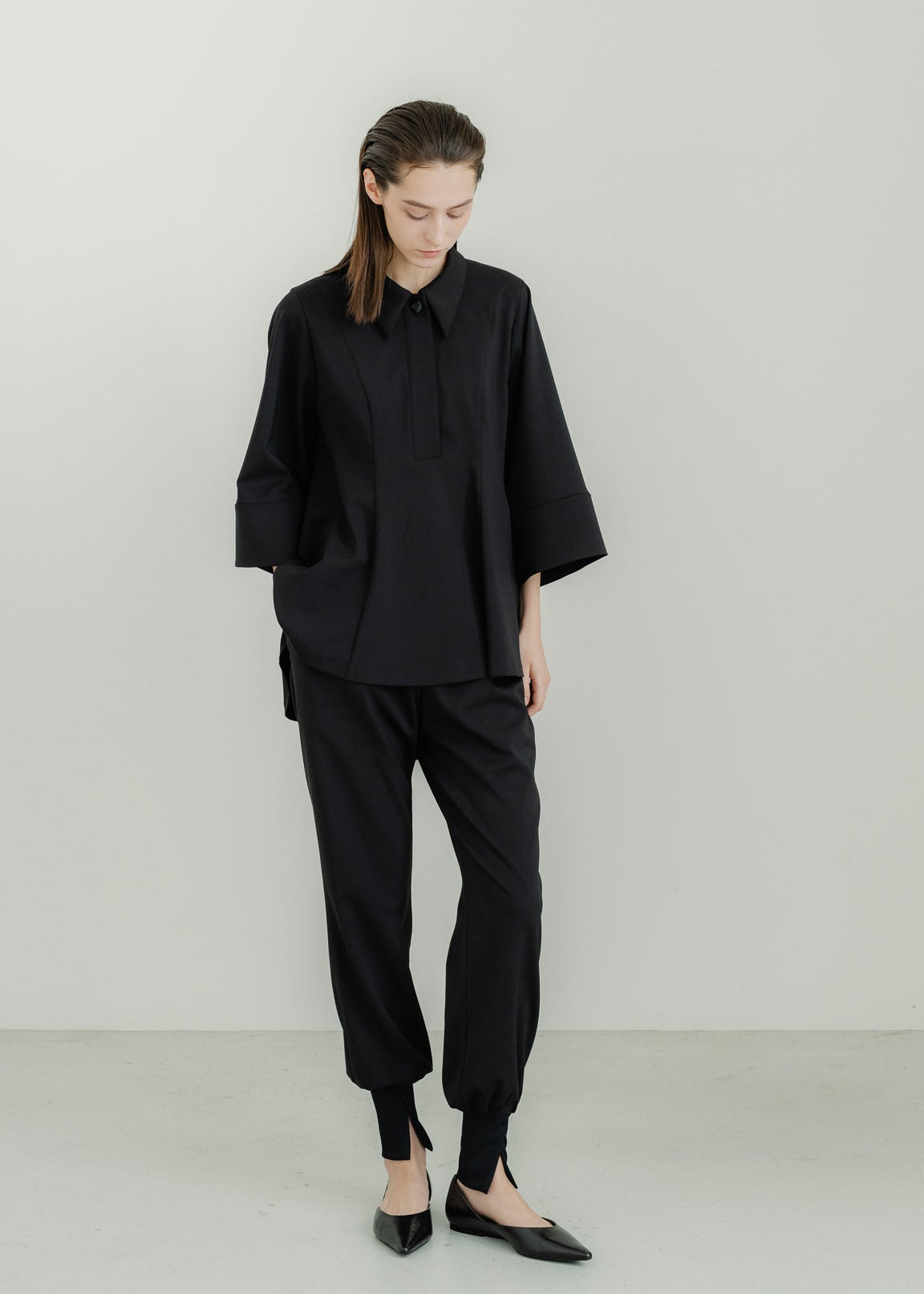 【PRE ORDER】Airy Form Belle Pants(black)