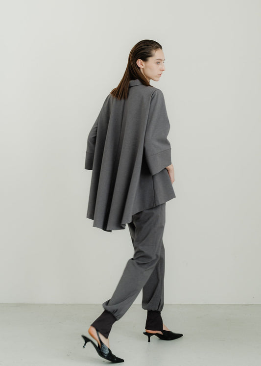 【PRE ORDER】Airy Form Shirt(warm gray)
