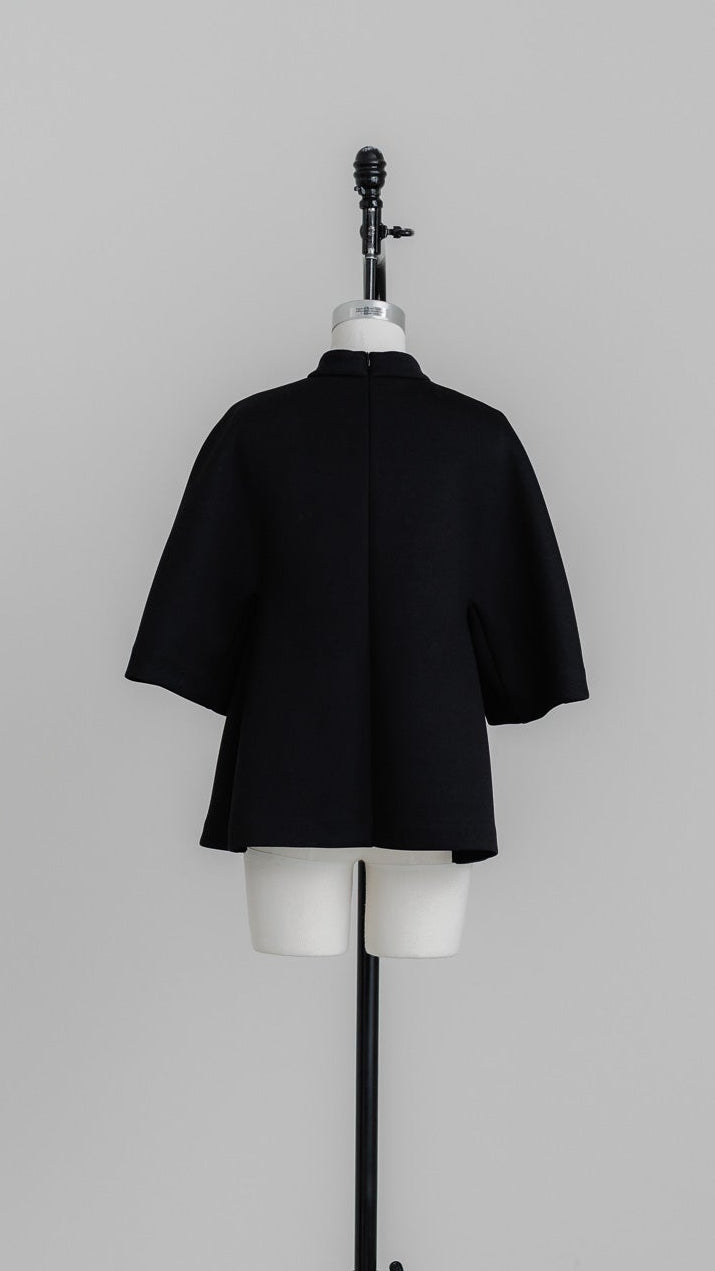 Form Pullover