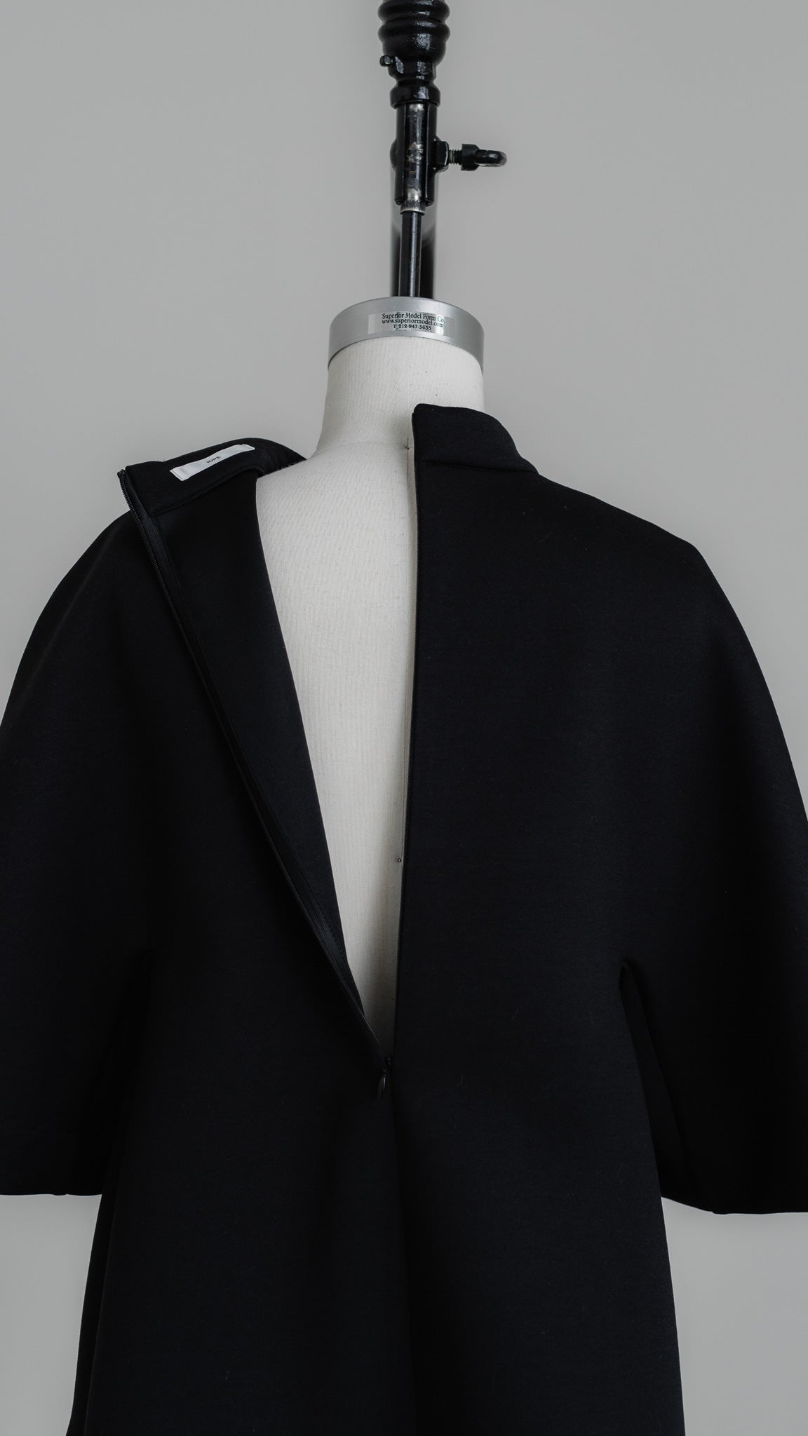 Form Pullover