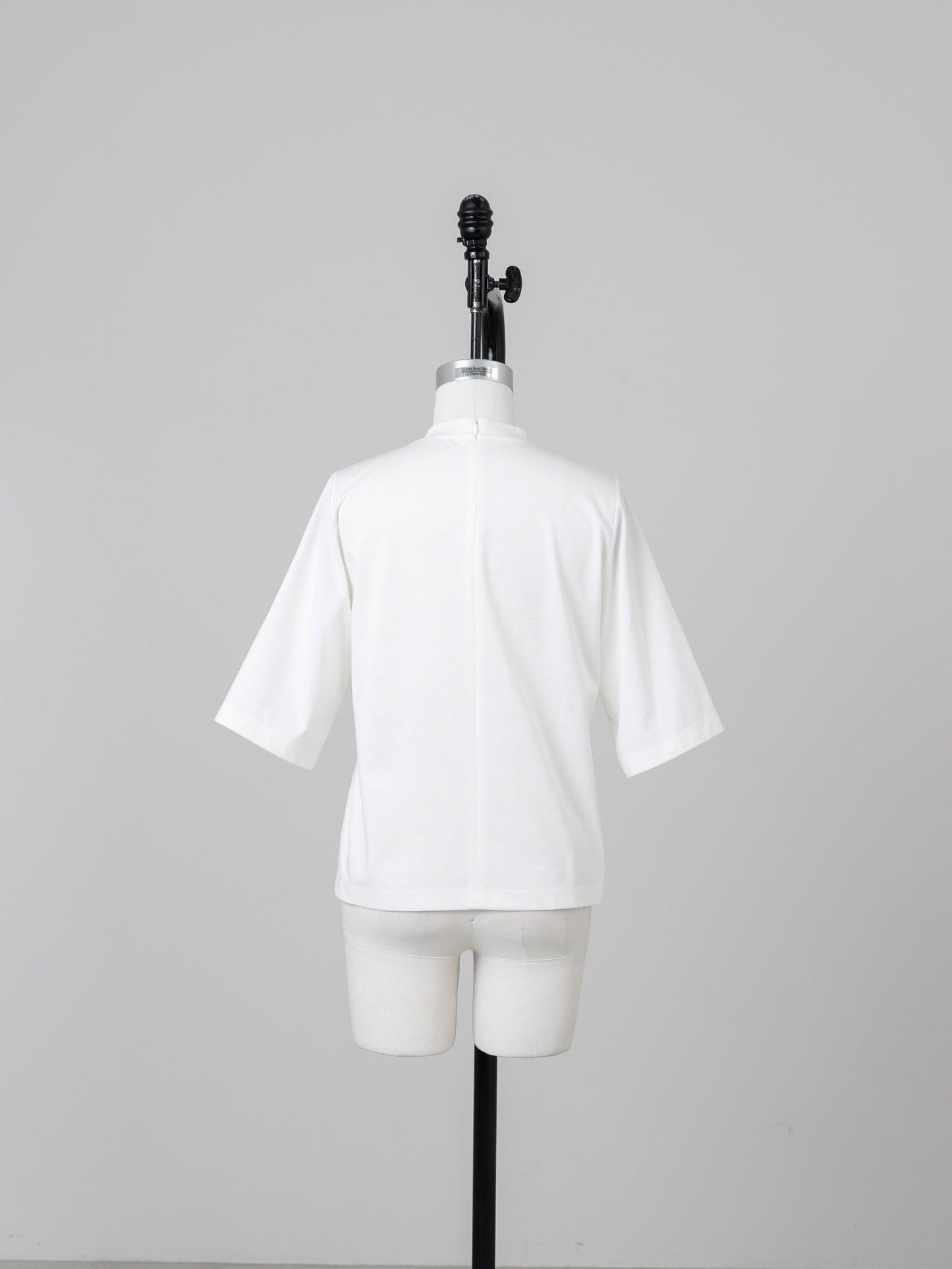 Basic T-shirt (White)